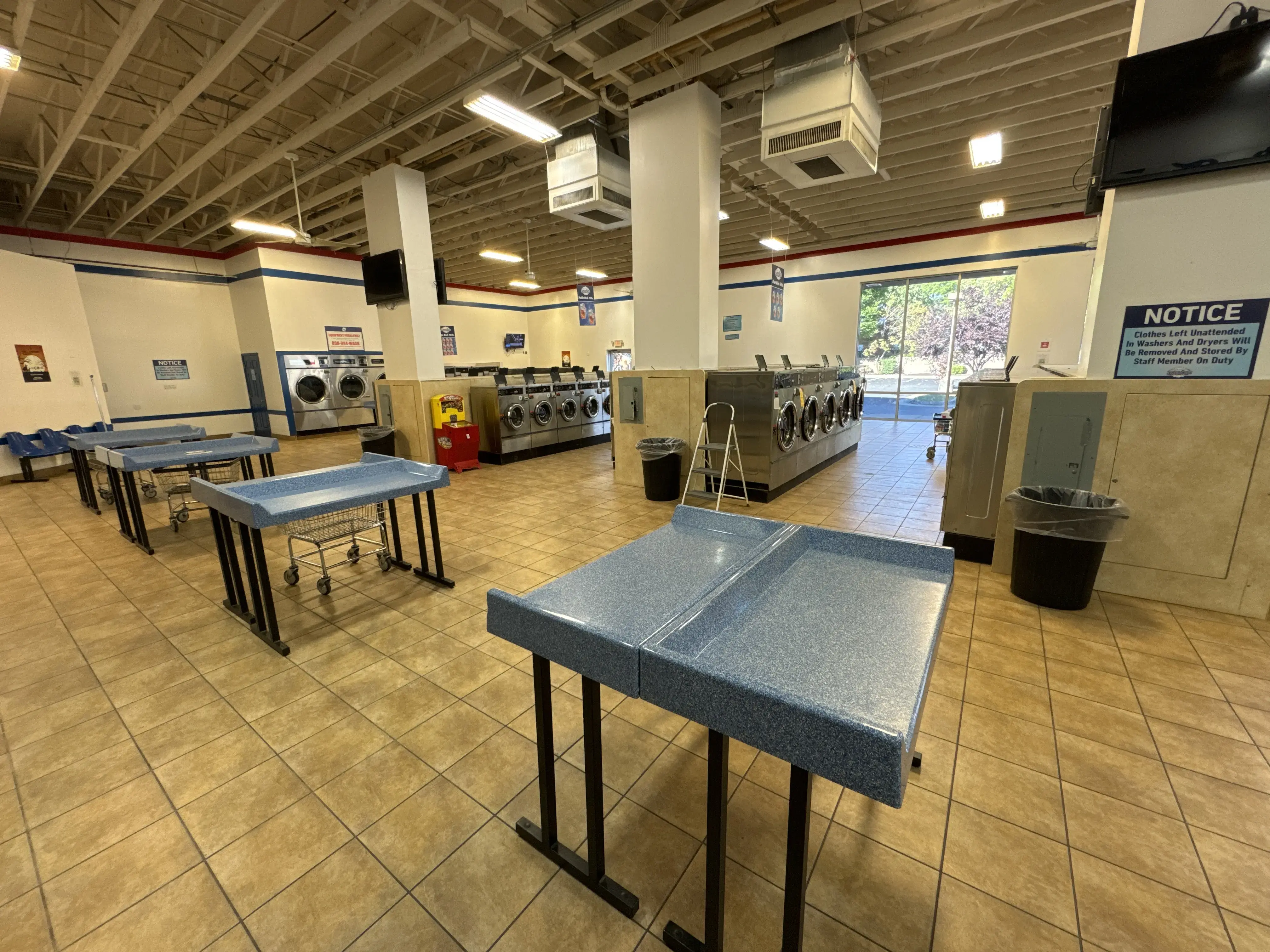 SuperSuds Laundromat thumbnail 2