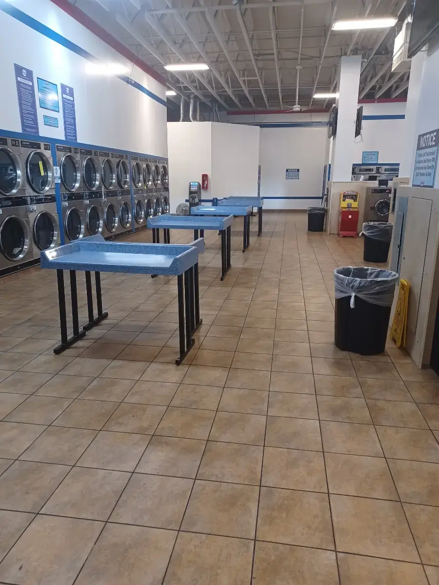 SuperSuds Laundromat thumbnail 15