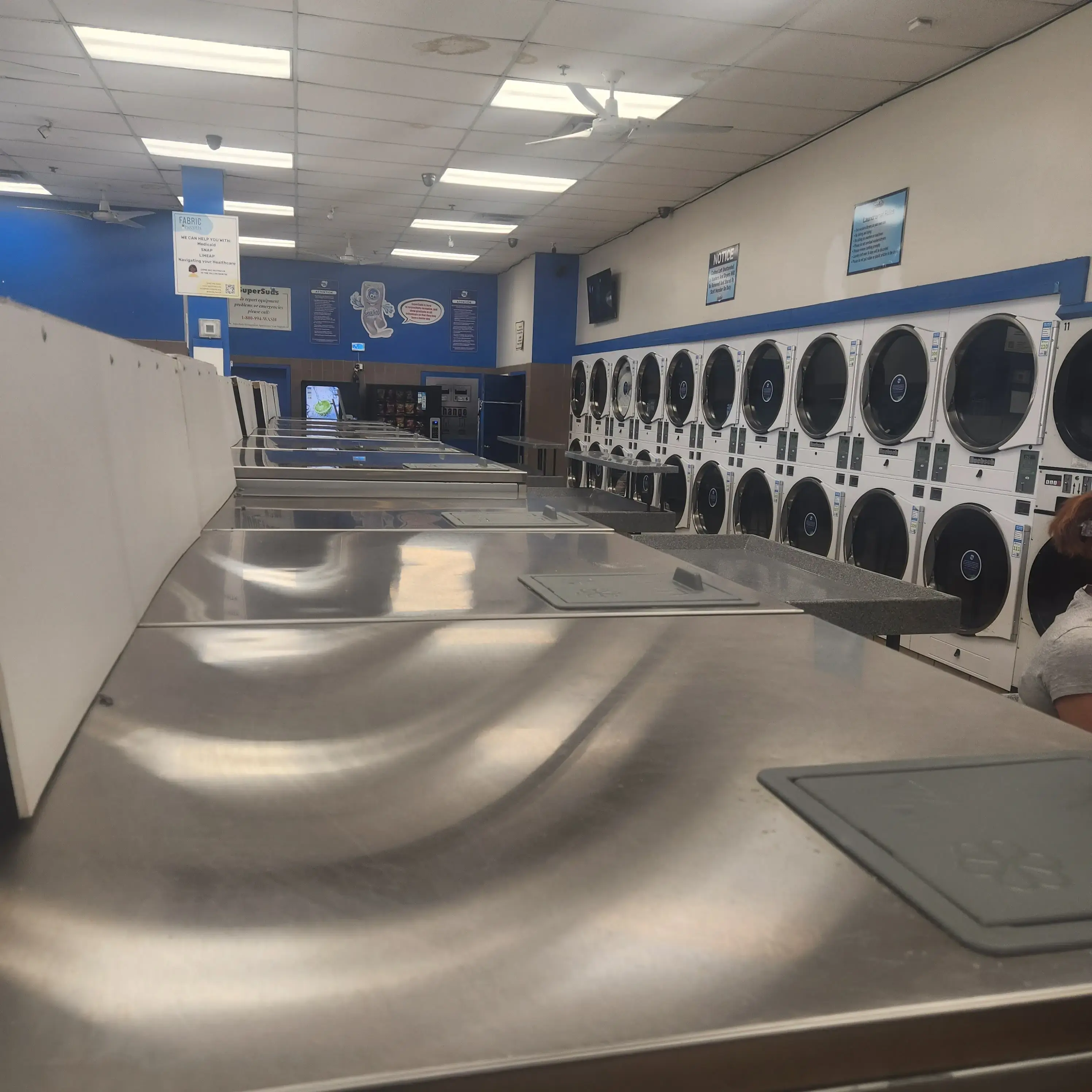 SuperSuds Laundromat thumbnail 7