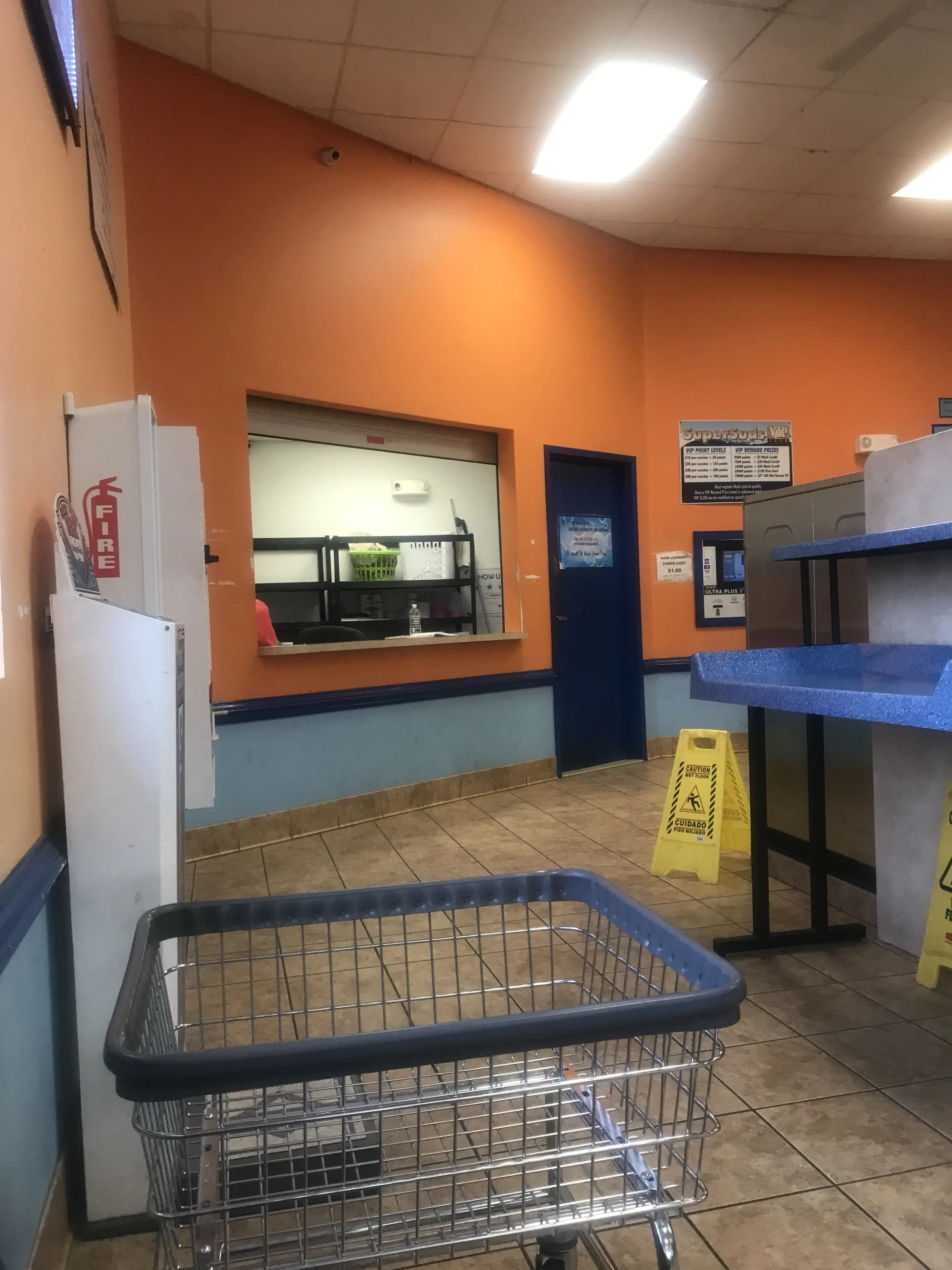 SuperSuds Laundromat thumbnail 9