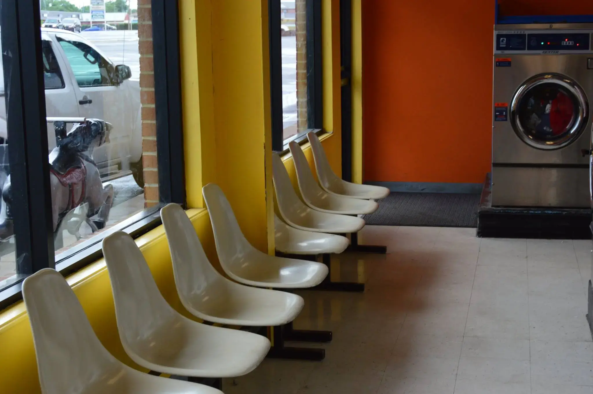 SuperSuds Laundromat thumbnail 9