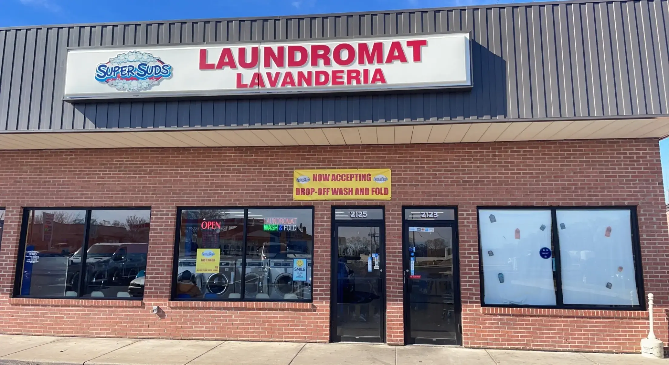 SuperSuds Laundromat - Image 3