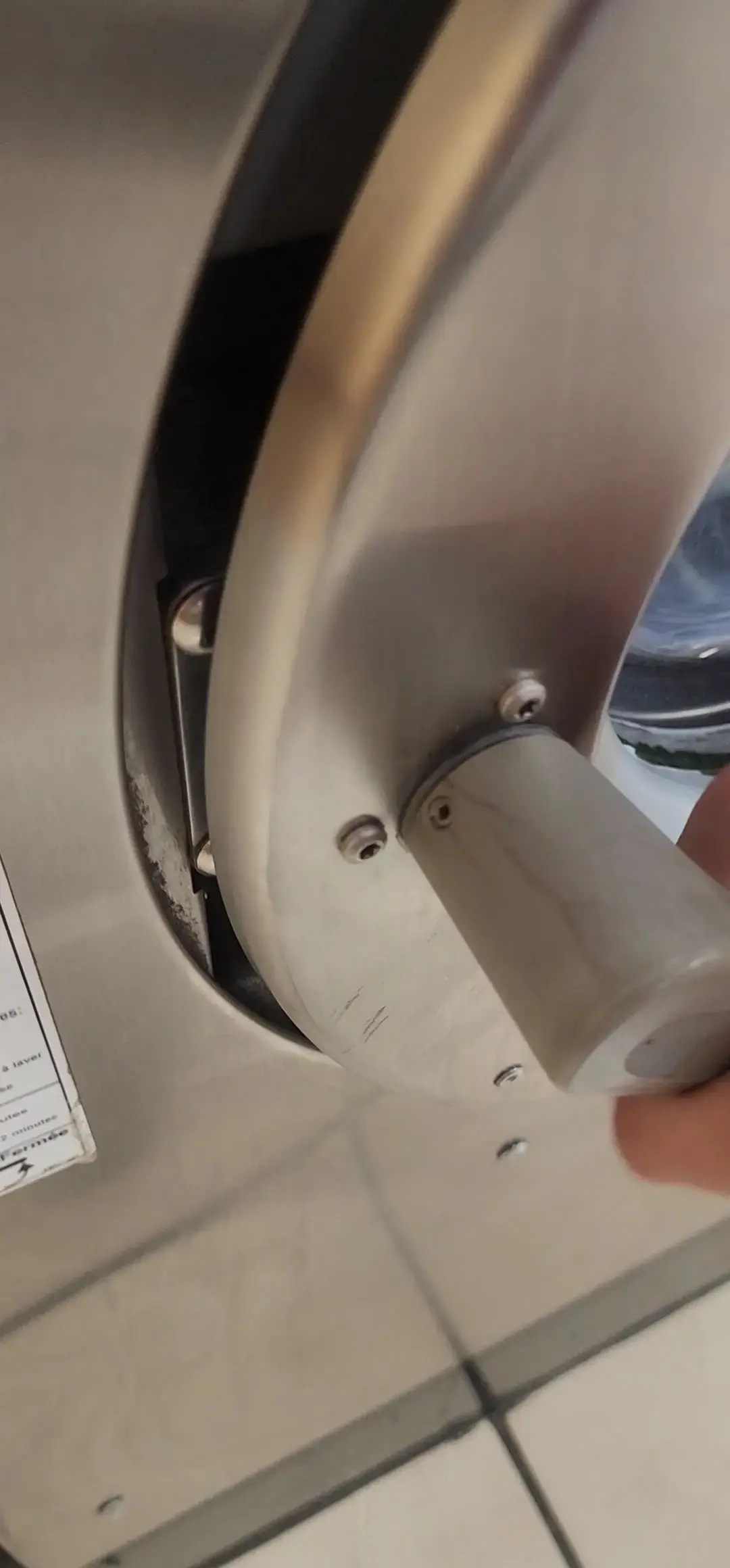 SuperSuds Laundromat - Image 14