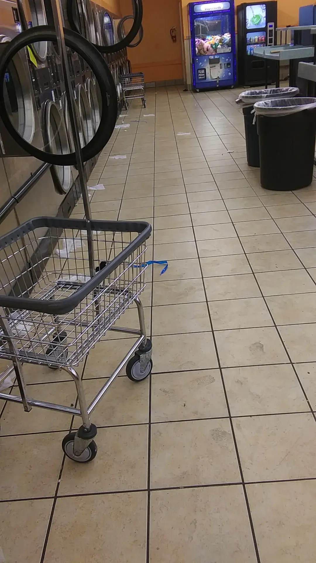 SuperSuds Laundromat thumbnail 15