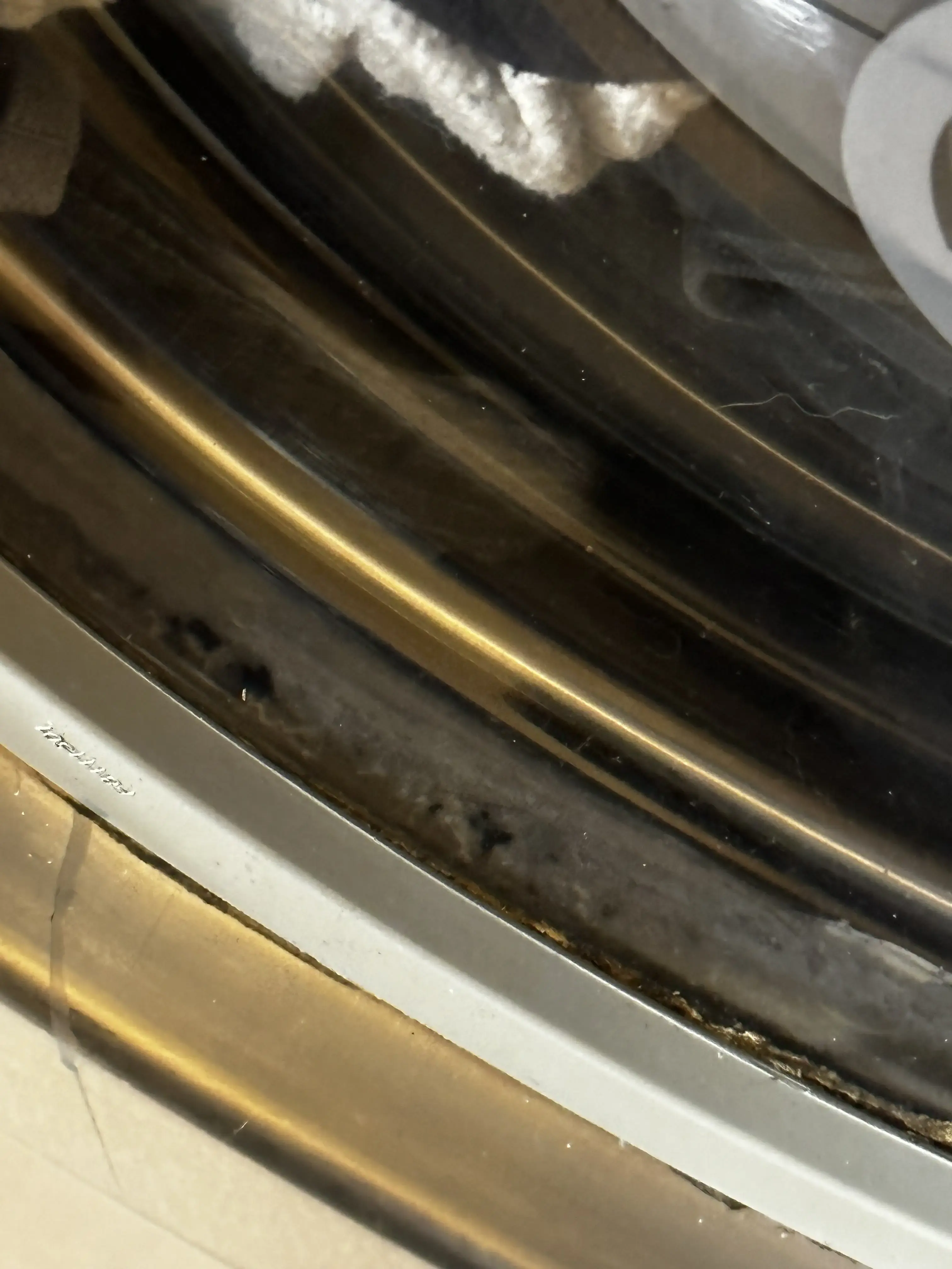 SuperSuds Laundromat - Image 13