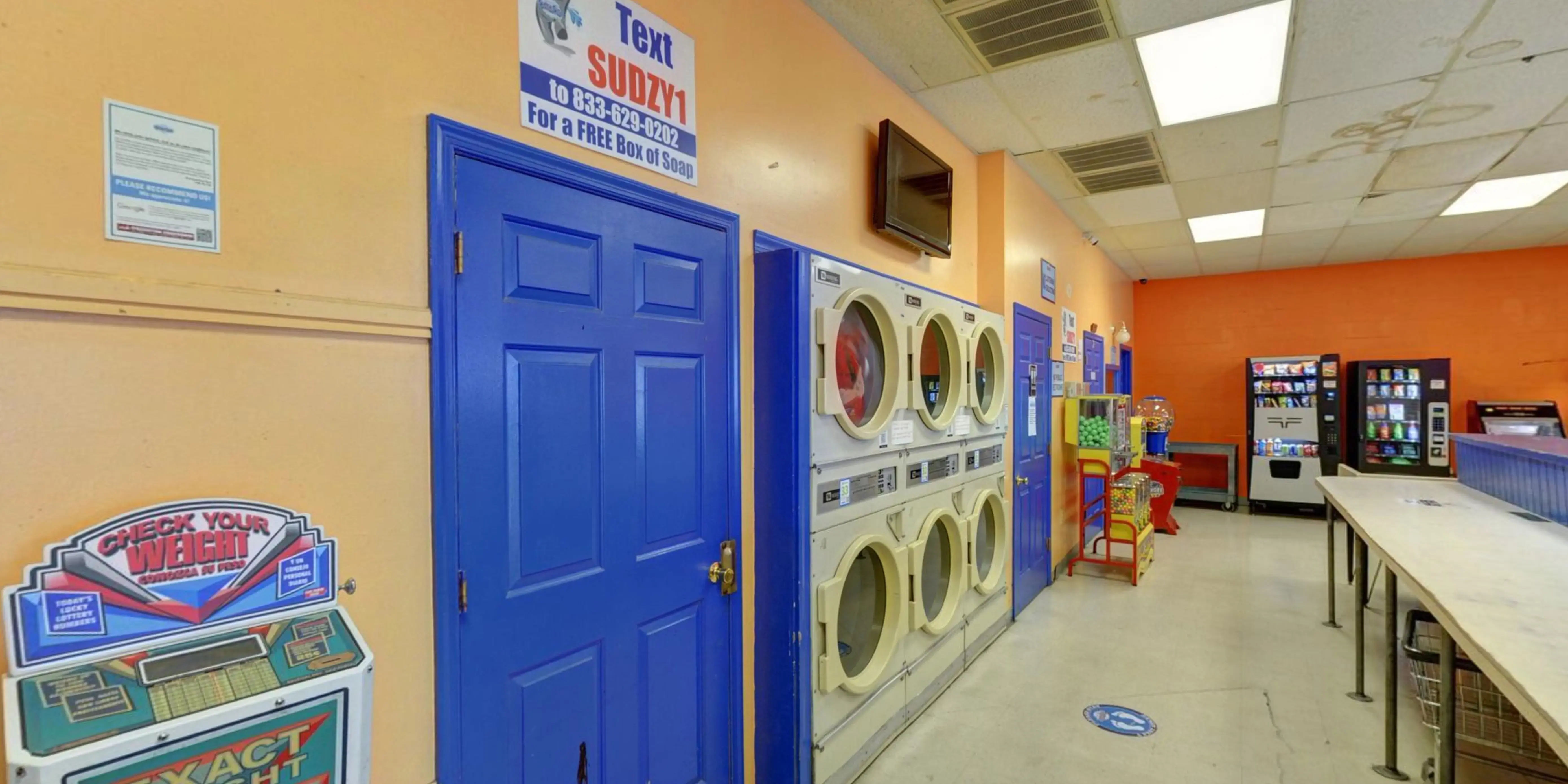 SuperSuds Laundromat - Image 11