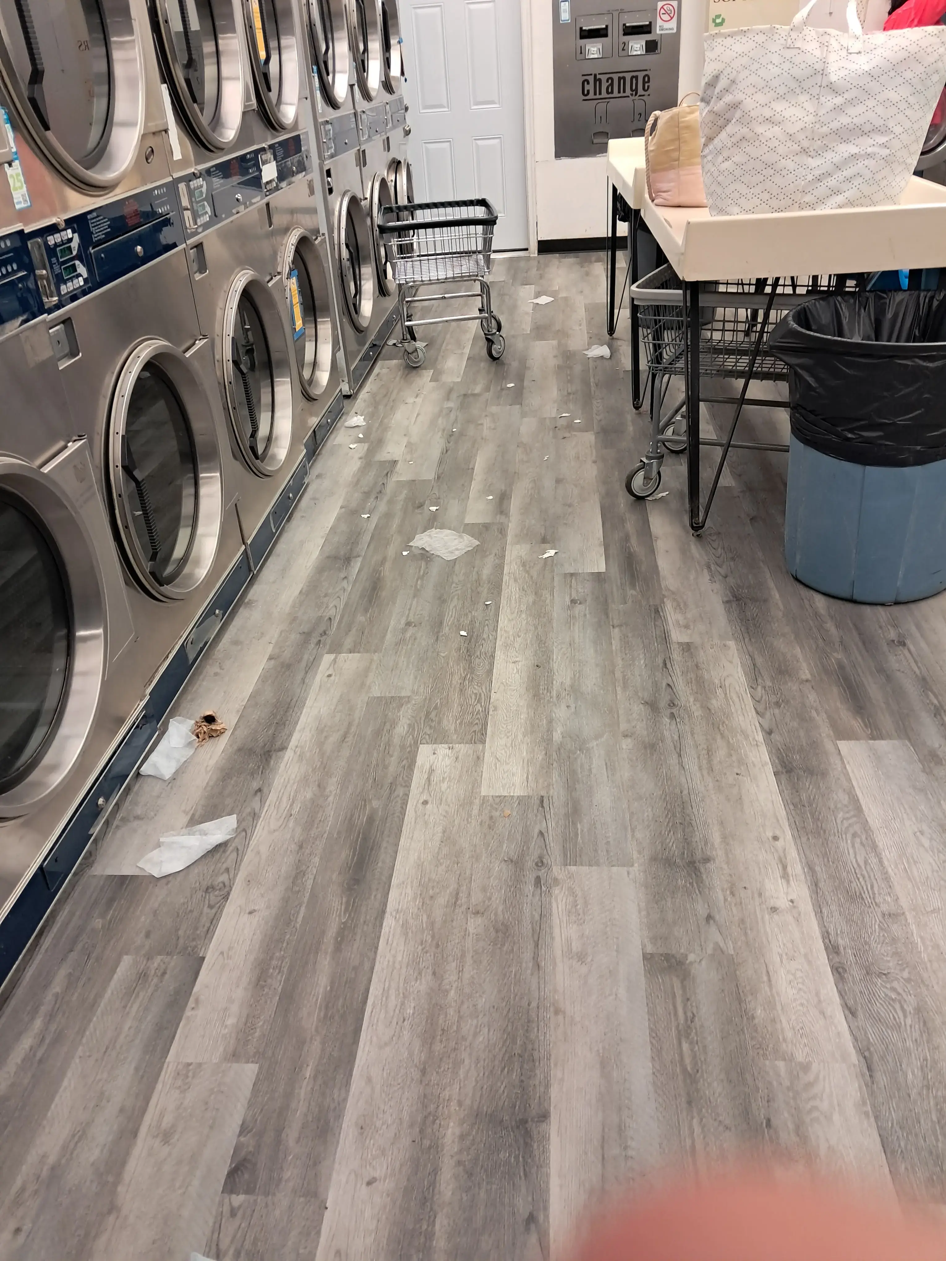 SuperSuds Laundromat thumbnail 9