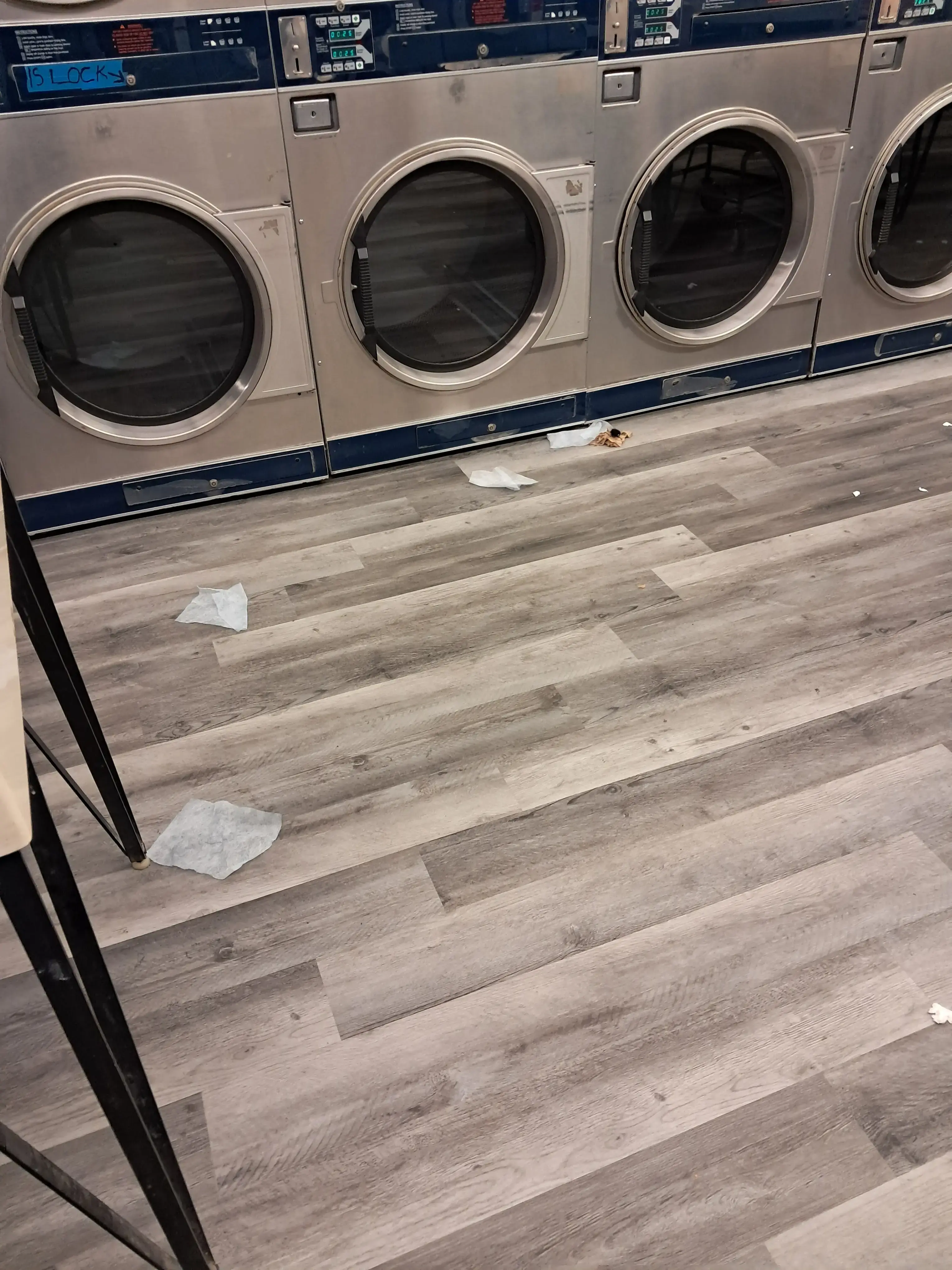 SuperSuds Laundromat thumbnail 4
