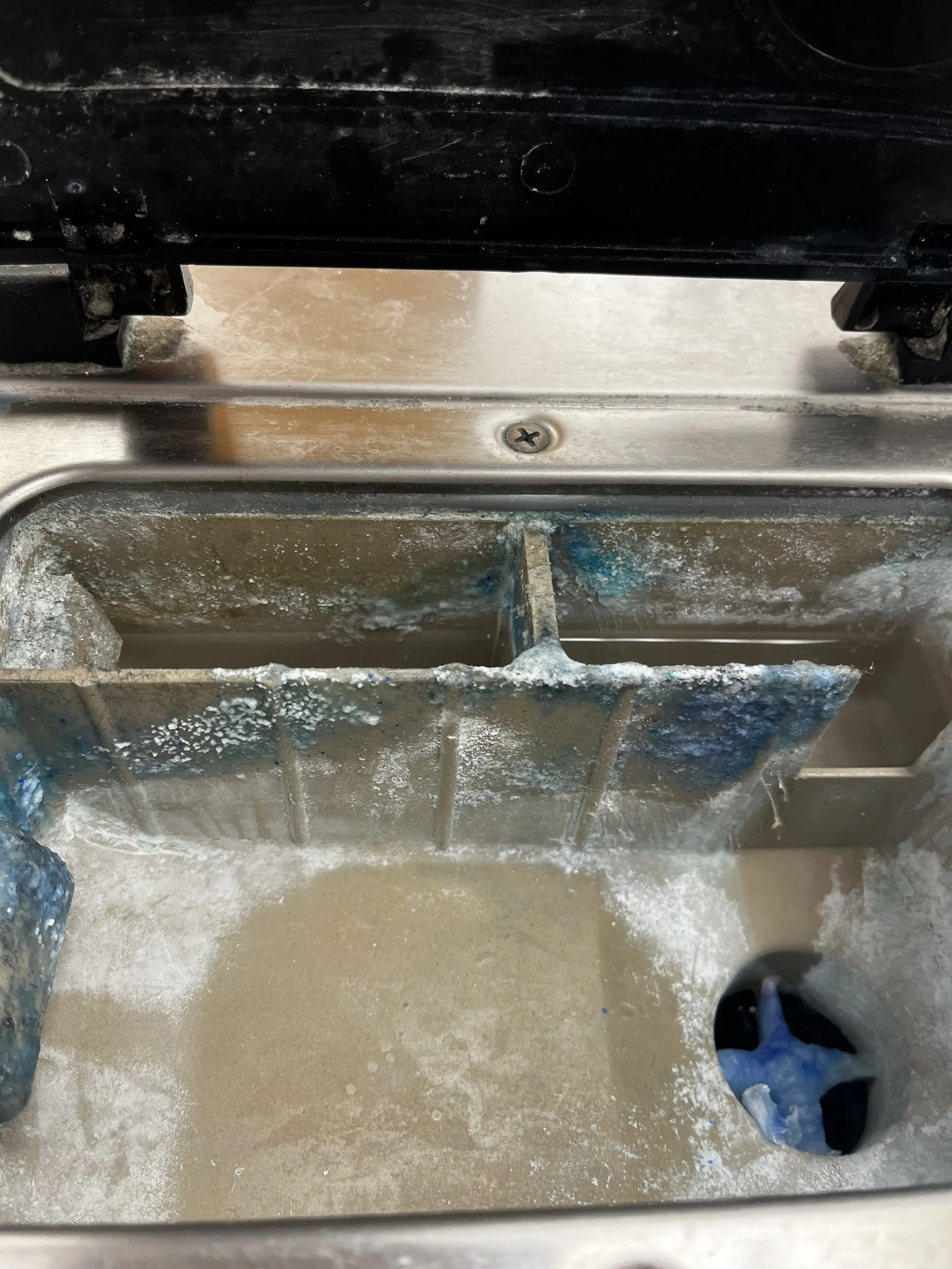 SuperSuds Laundromat - Image 5