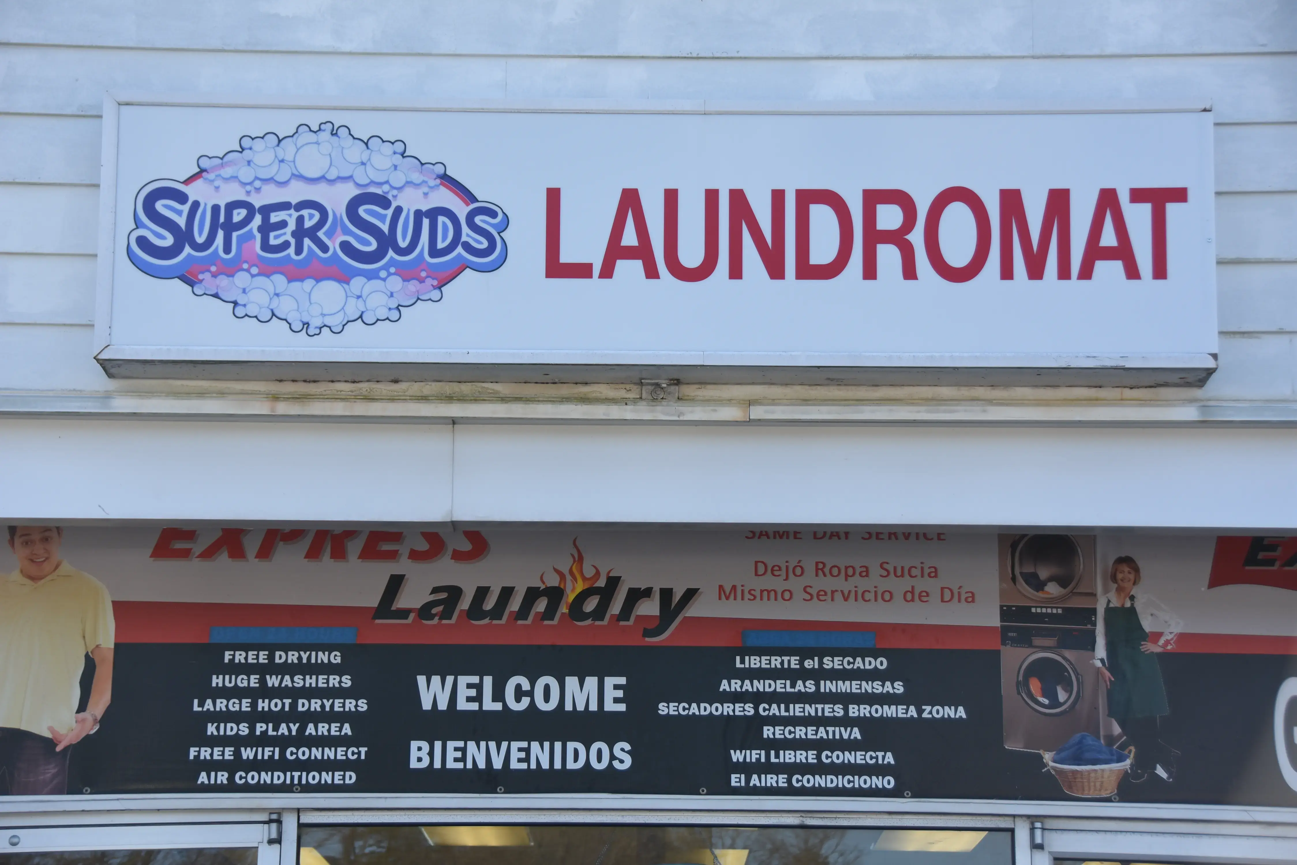 SuperSuds Laundromat thumbnail 9