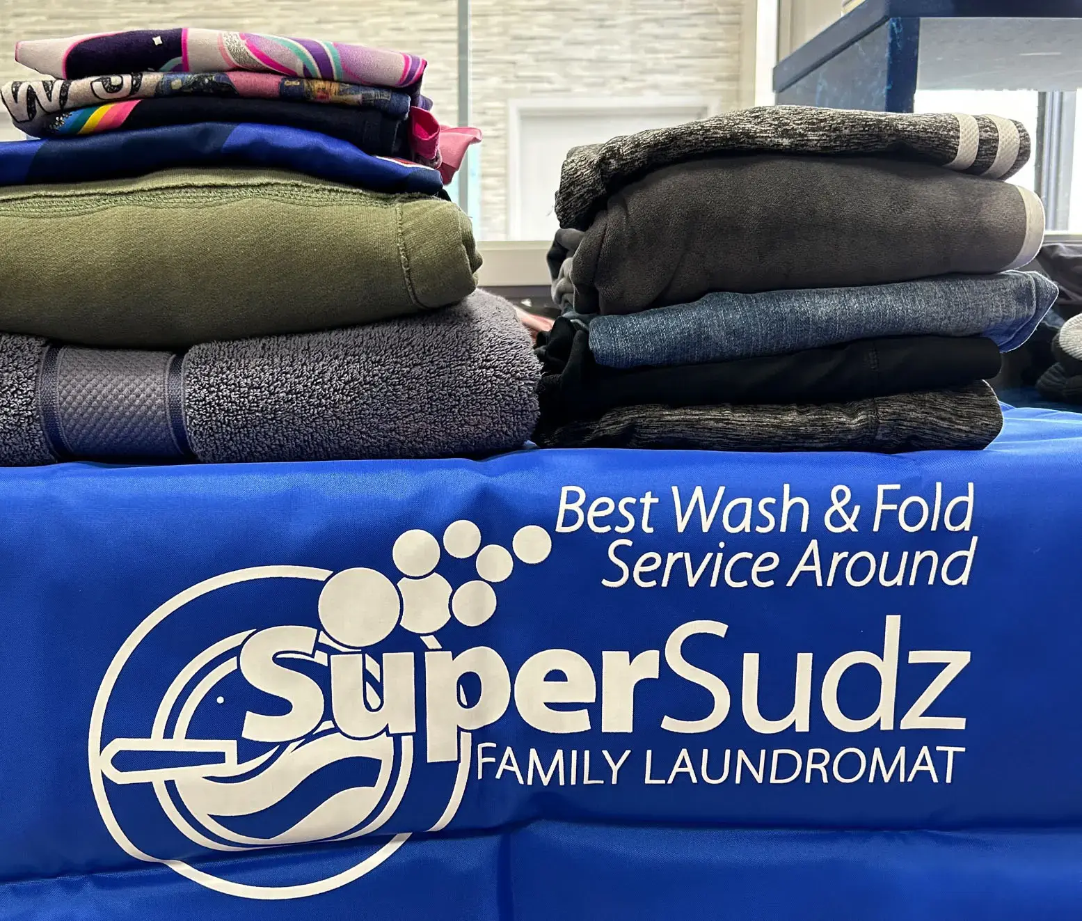 SuperSudz Laundromat | Bay Shore thumbnail 4