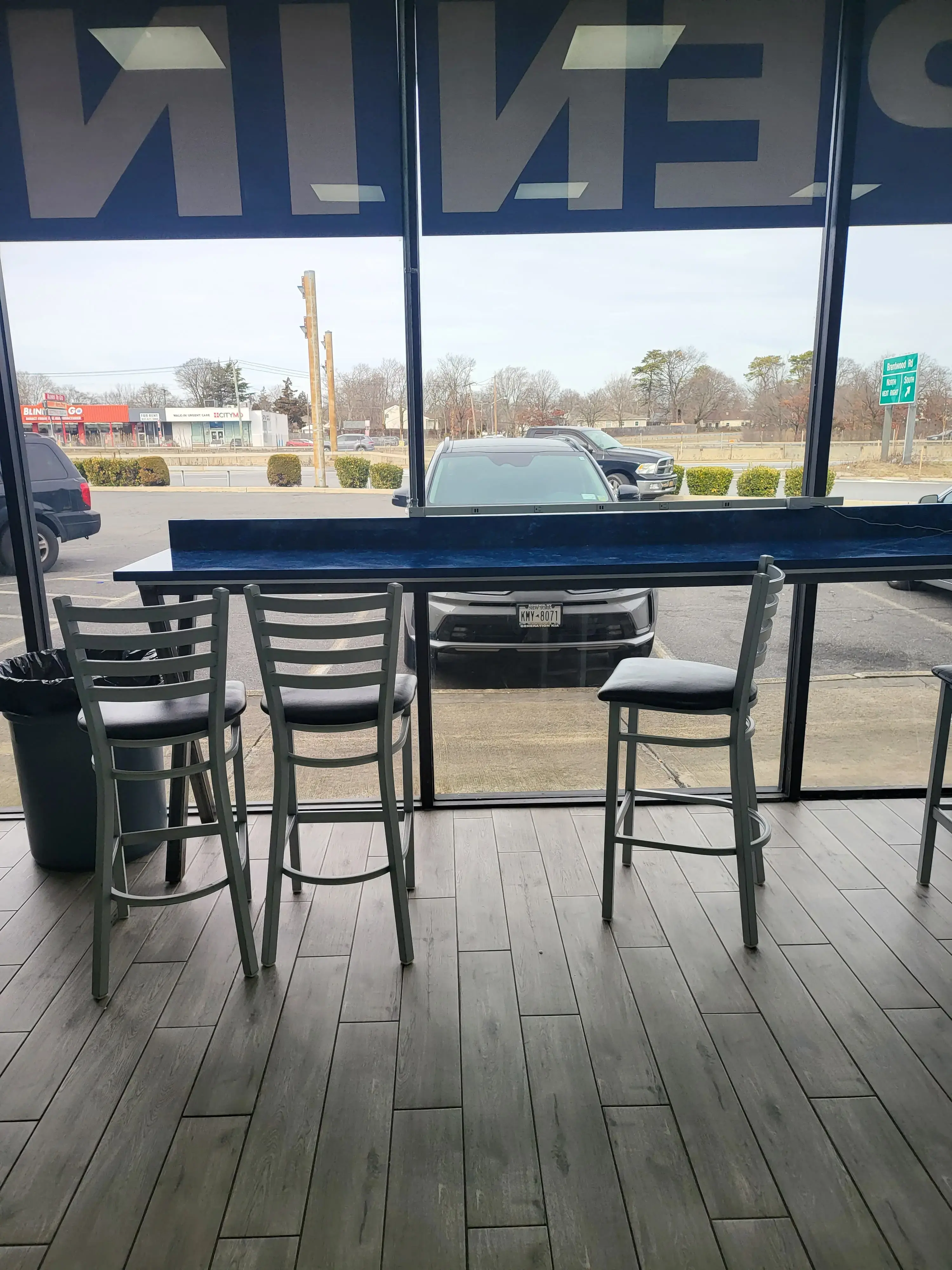 SuperSudz Laundromat | Bay Shore - Image 13