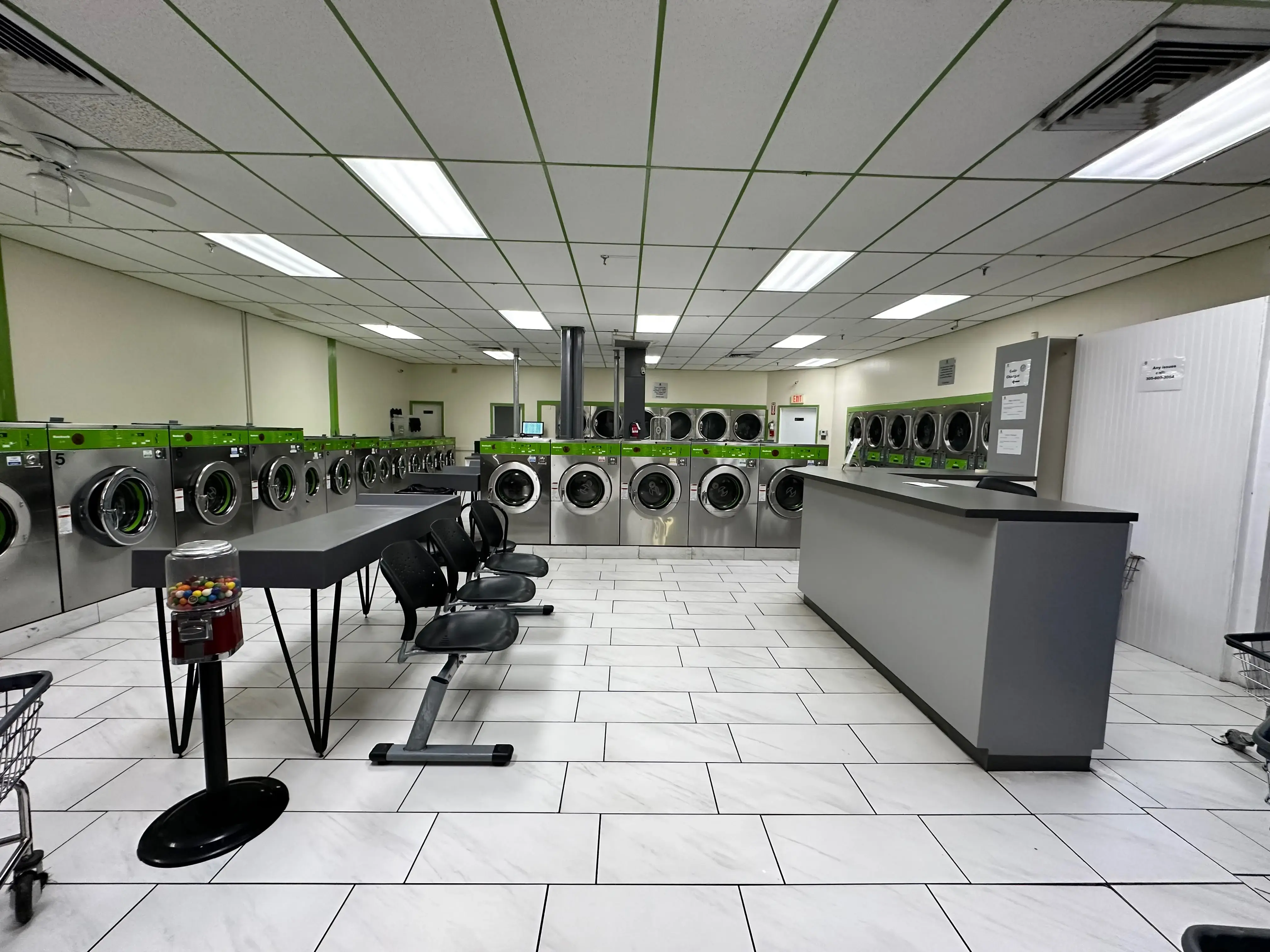Superwash Coin Laundry thumbnail 7