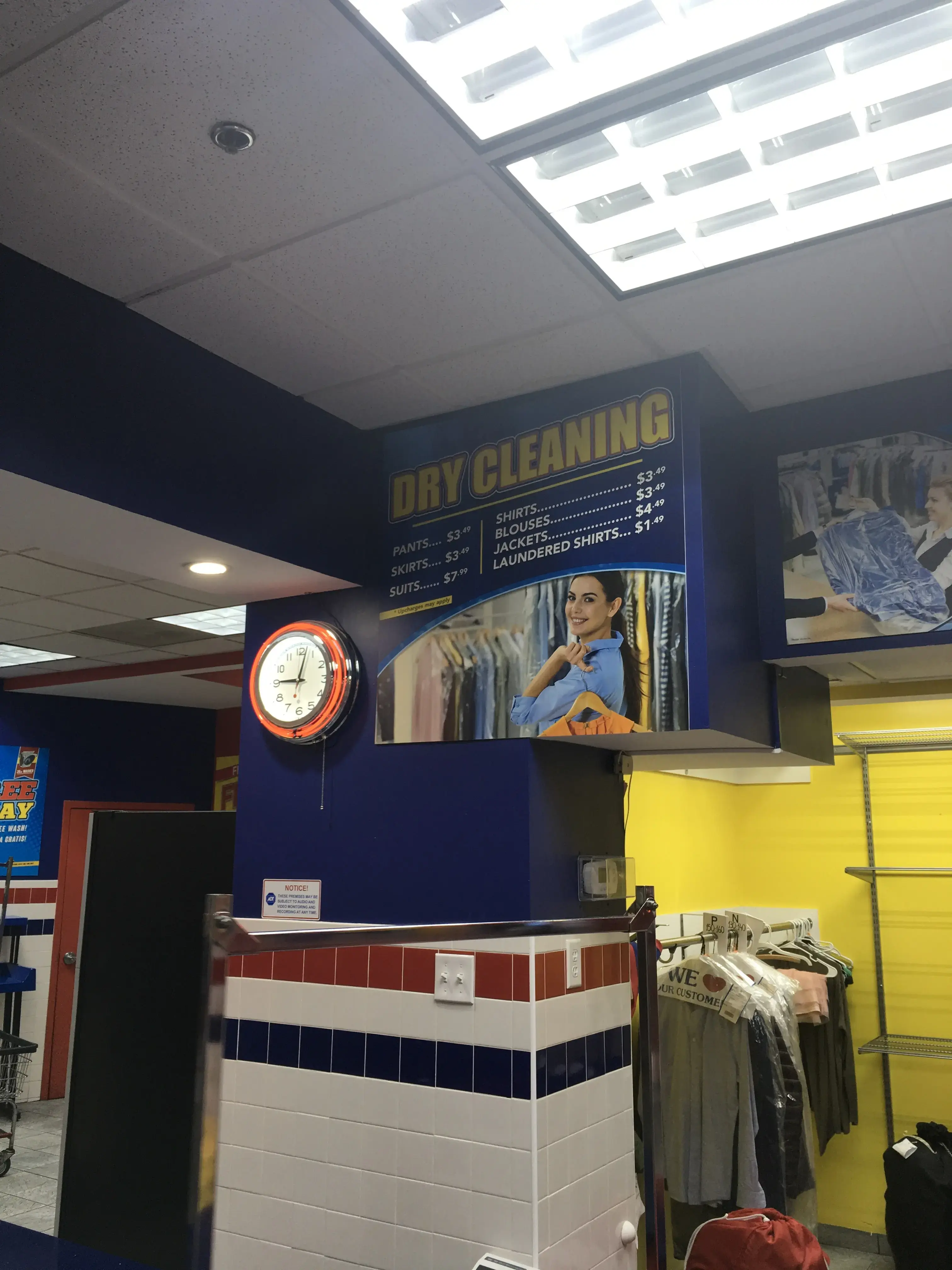 SuperWash Laundromat & Dry Cleaning - Image 7