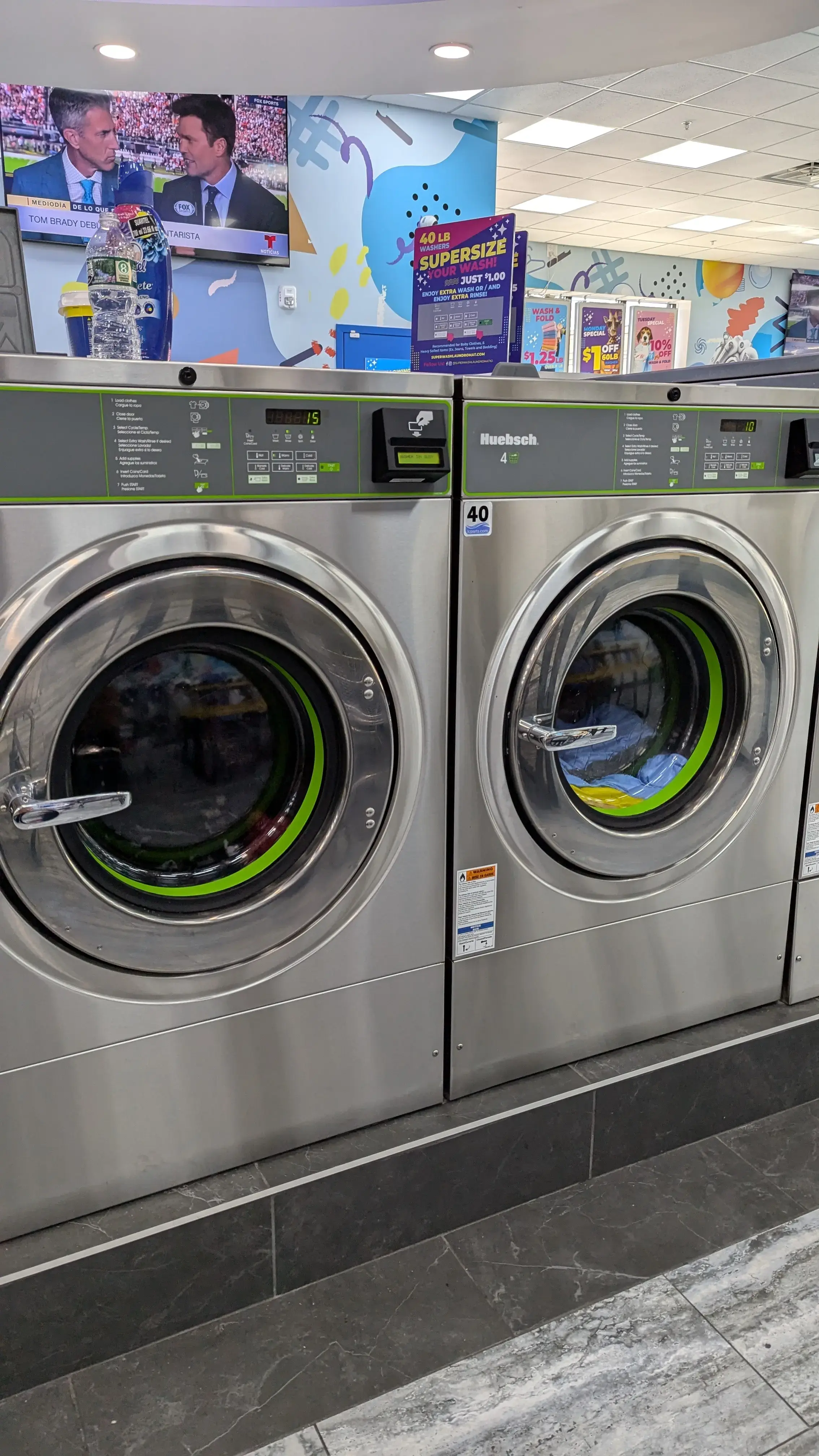 SuperWash Laundromat & Dry Cleaning thumbnail 5