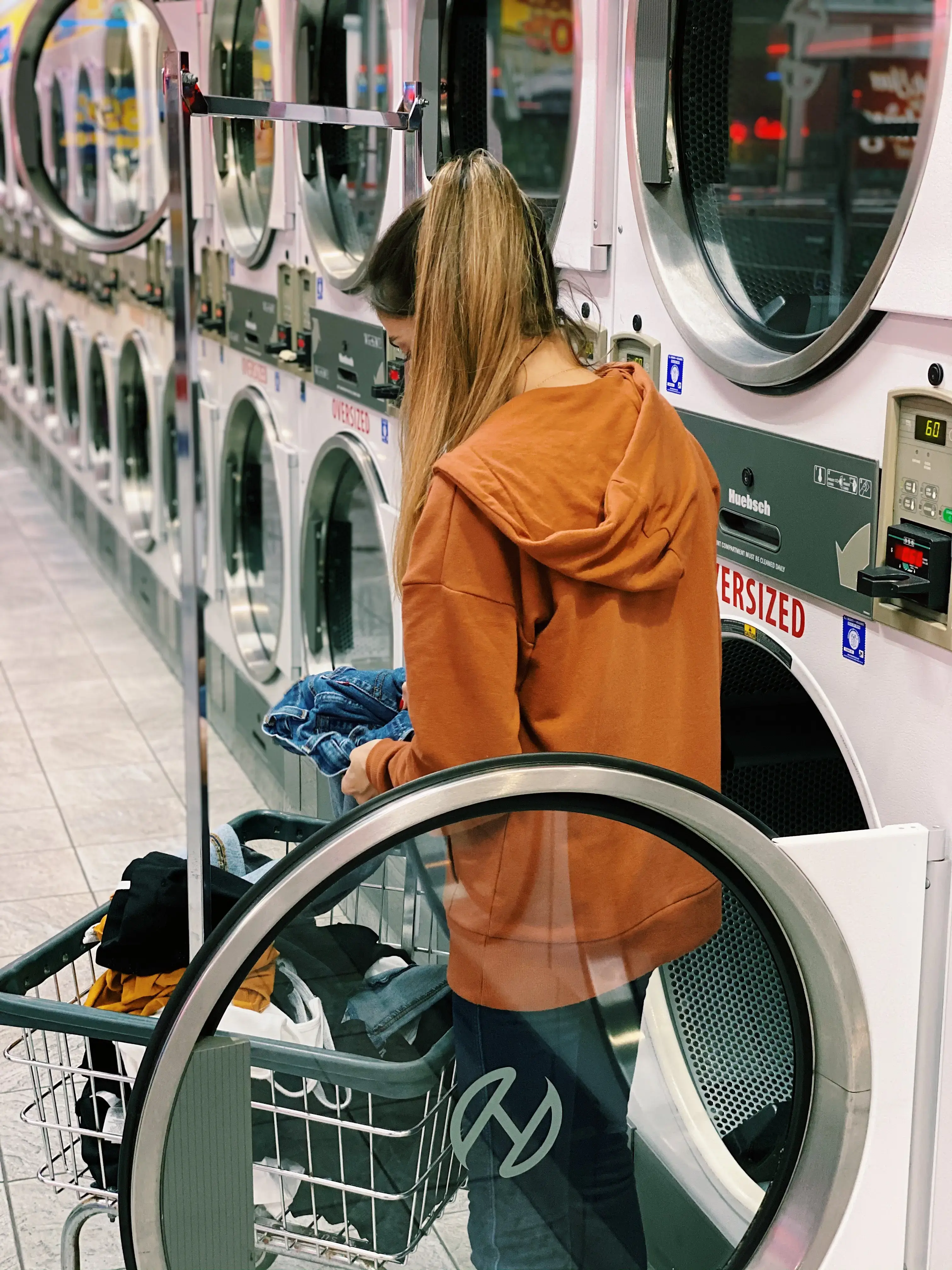 SuperWash Laundromat & Dry Cleaning thumbnail 10
