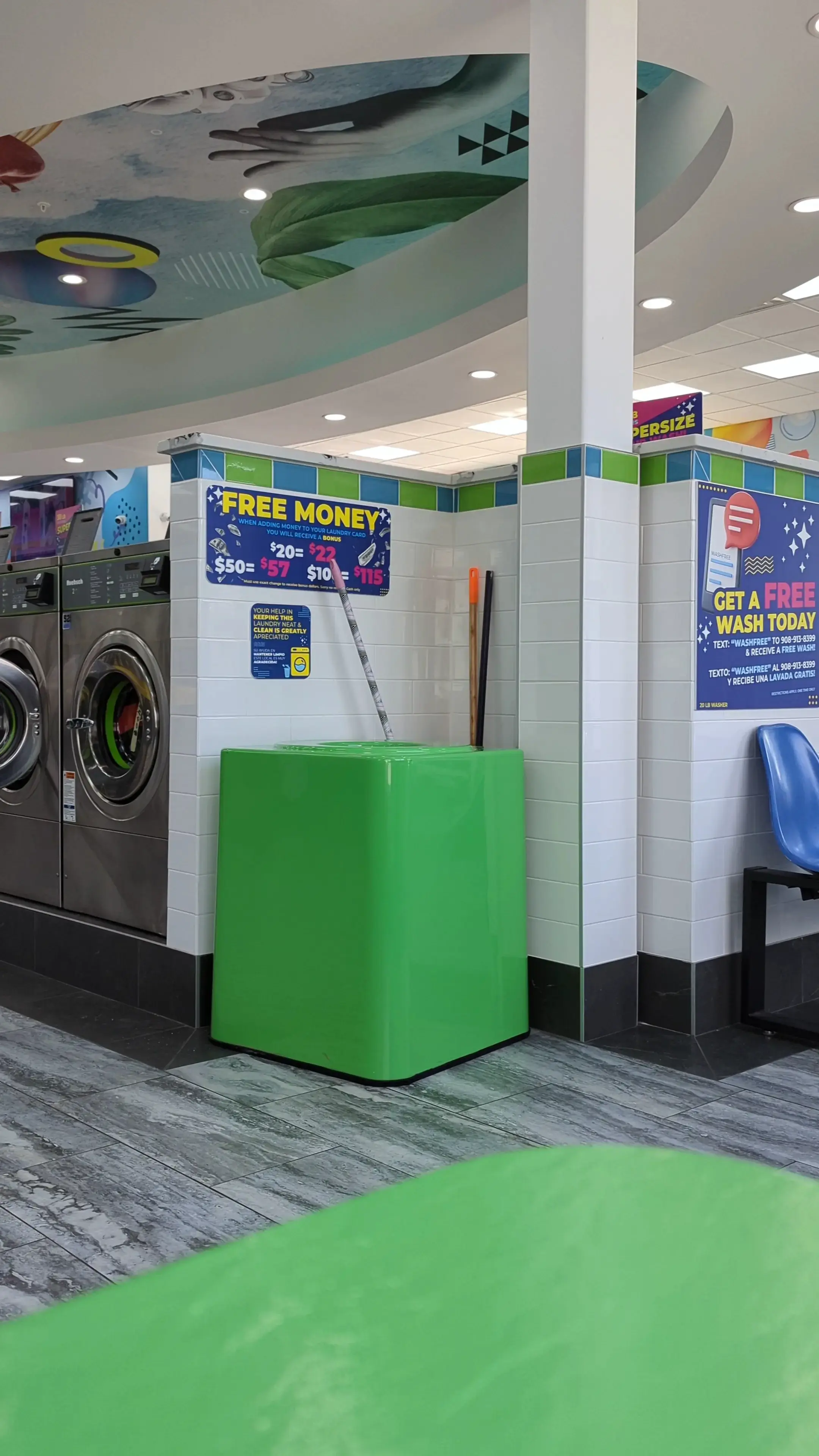 SuperWash Laundromat & Dry Cleaning - Image 8