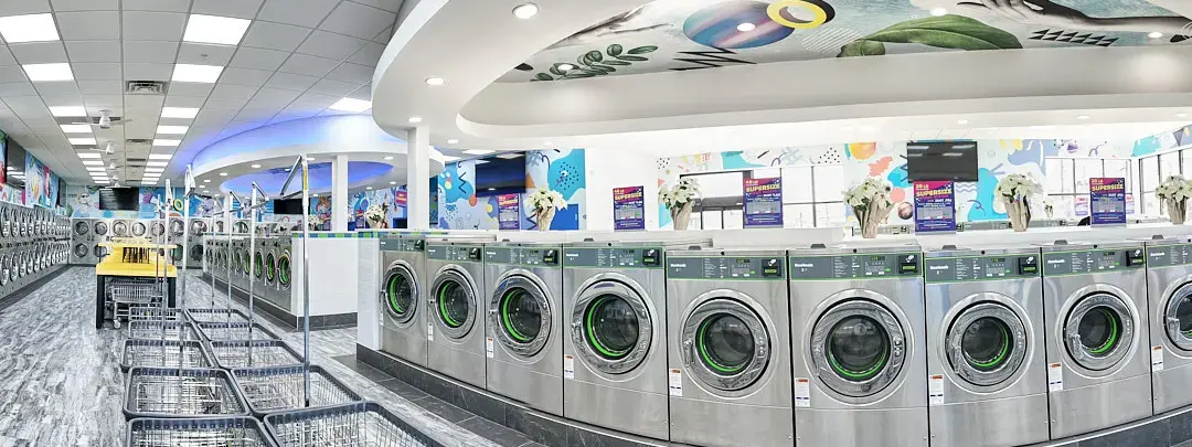 SuperWash Laundromat & Dry Cleaning - Image 17