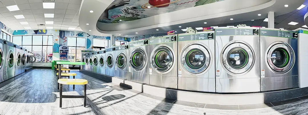 SuperWash Laundromat & Dry Cleaning - Image 13