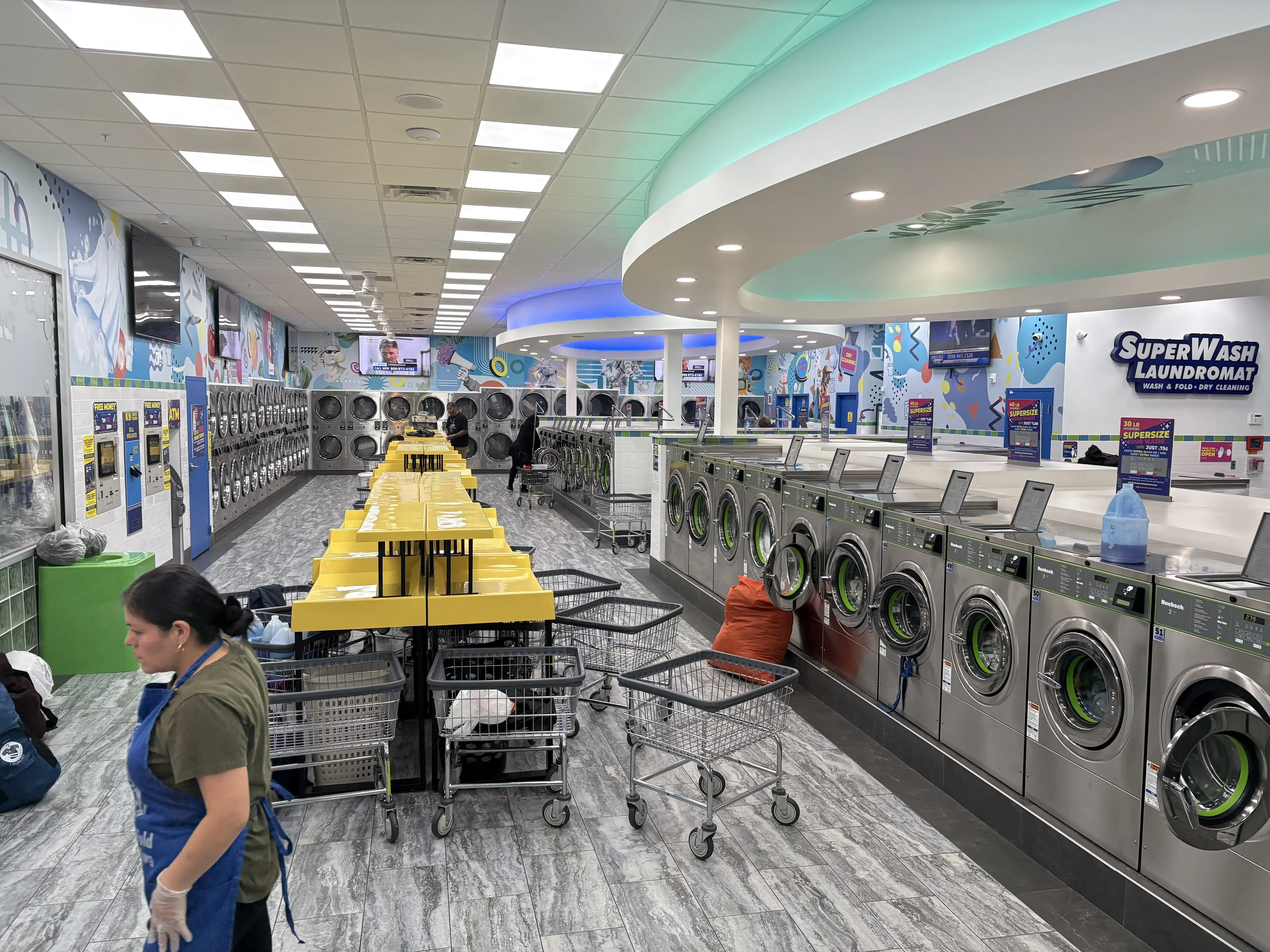SuperWash Laundromat & Dry Cleaning location