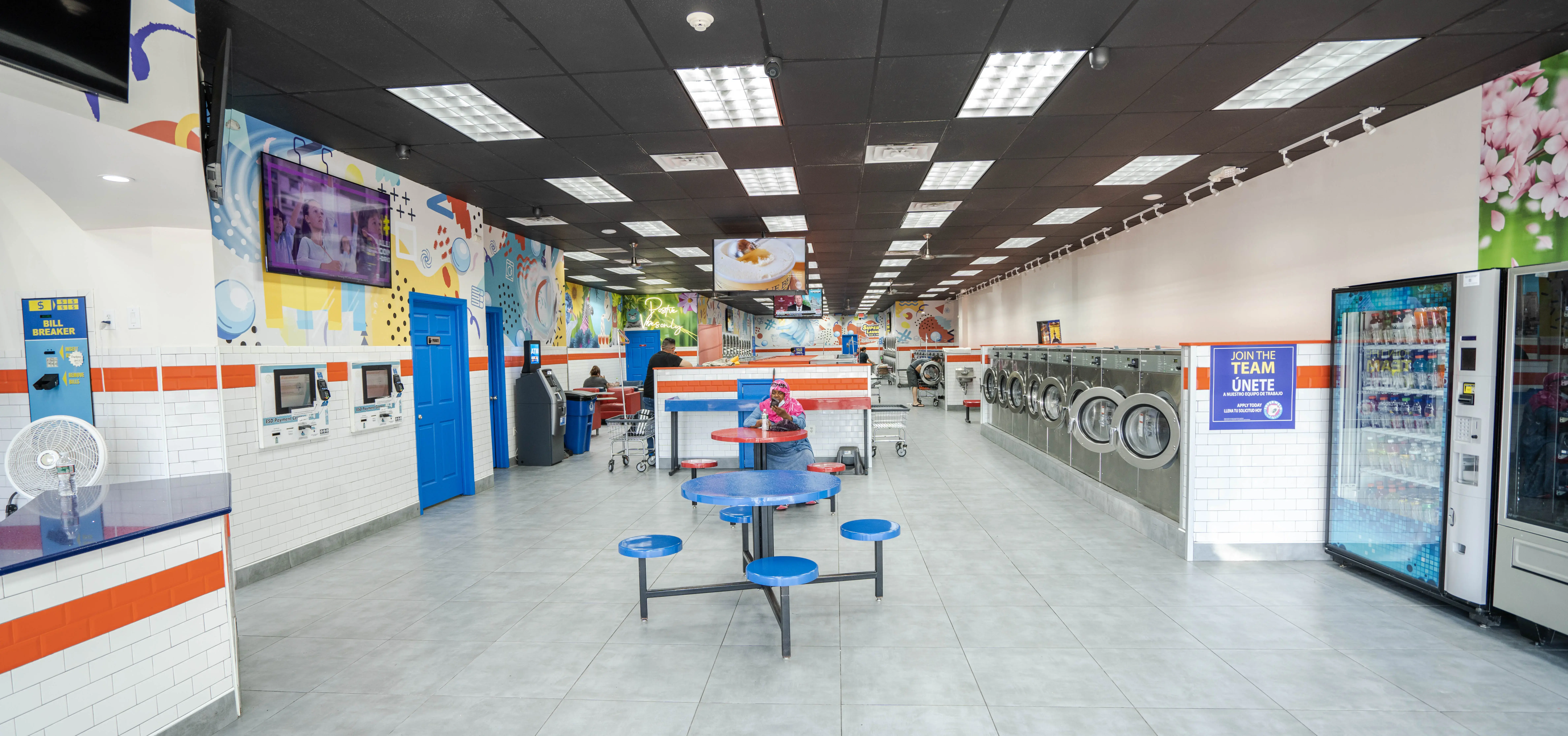 SuperWash Laundromat & Dry Cleaning - Image 5