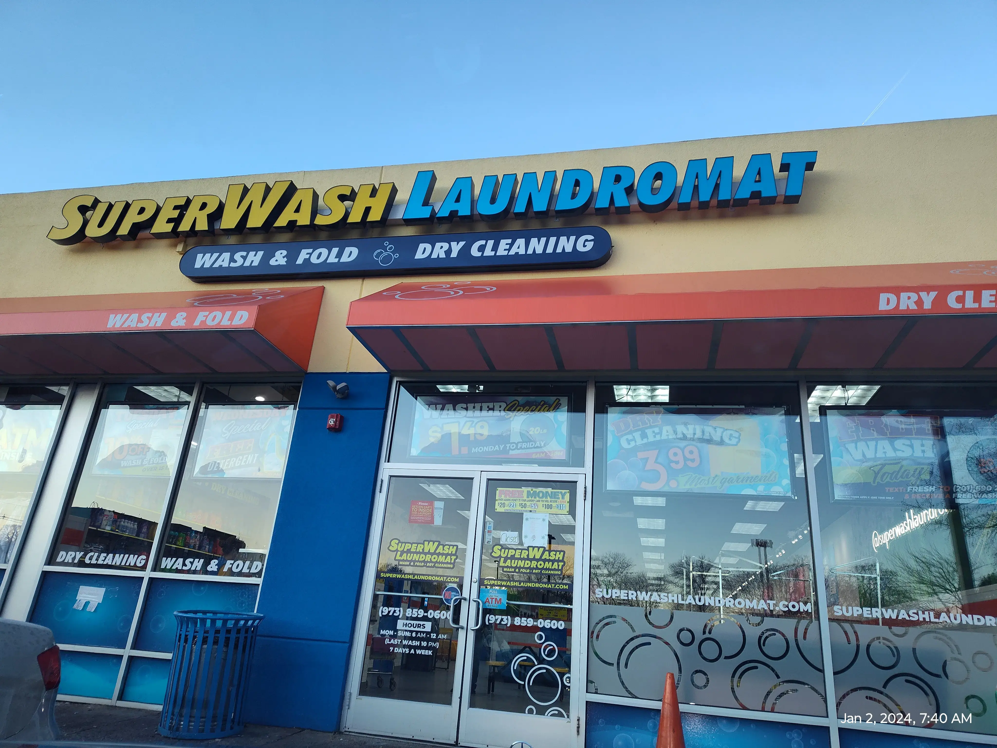 SuperWash Laundromat & Dry Cleaning thumbnail 12