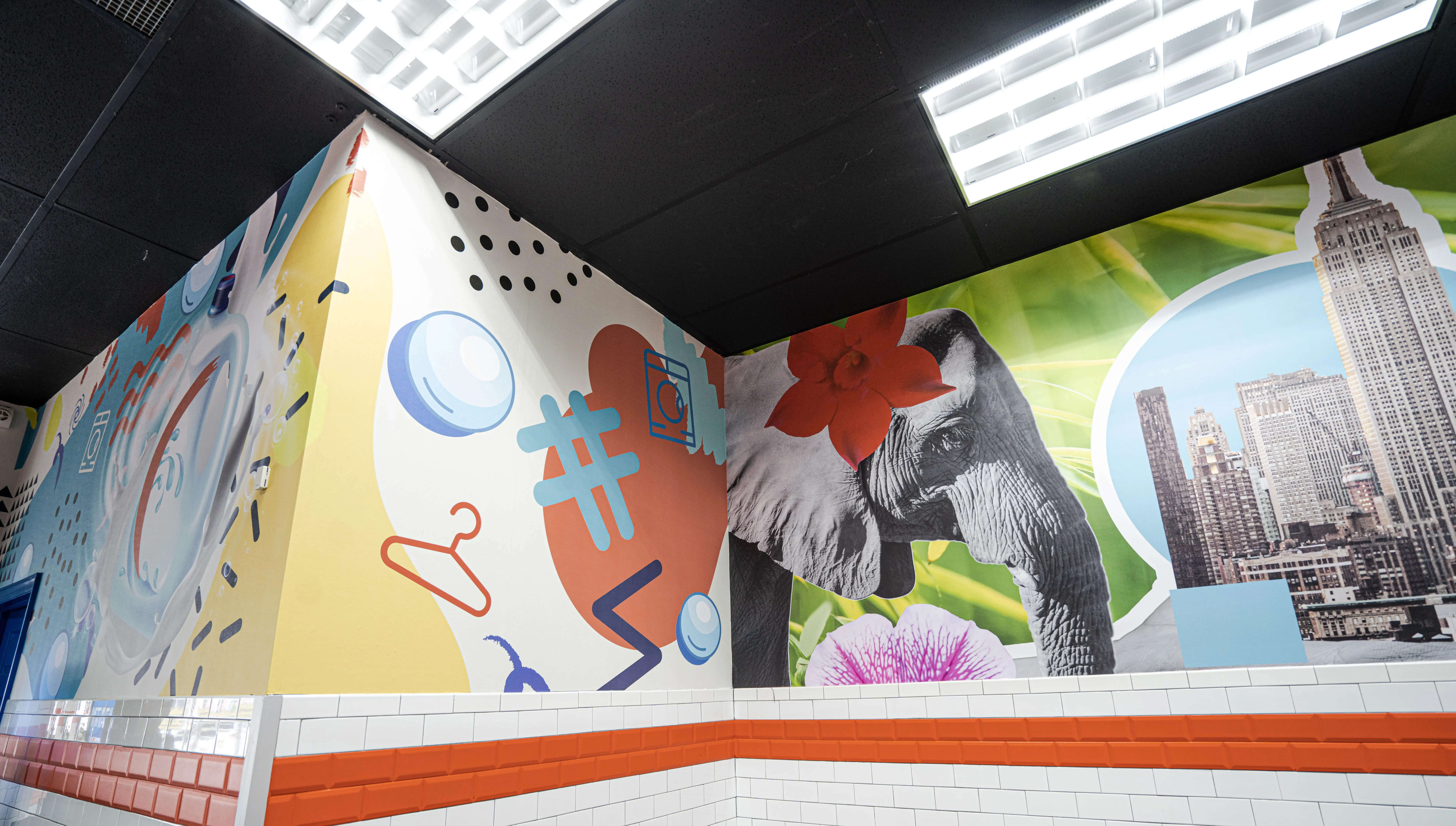 SuperWash Laundromat & Dry Cleaning - Image 3