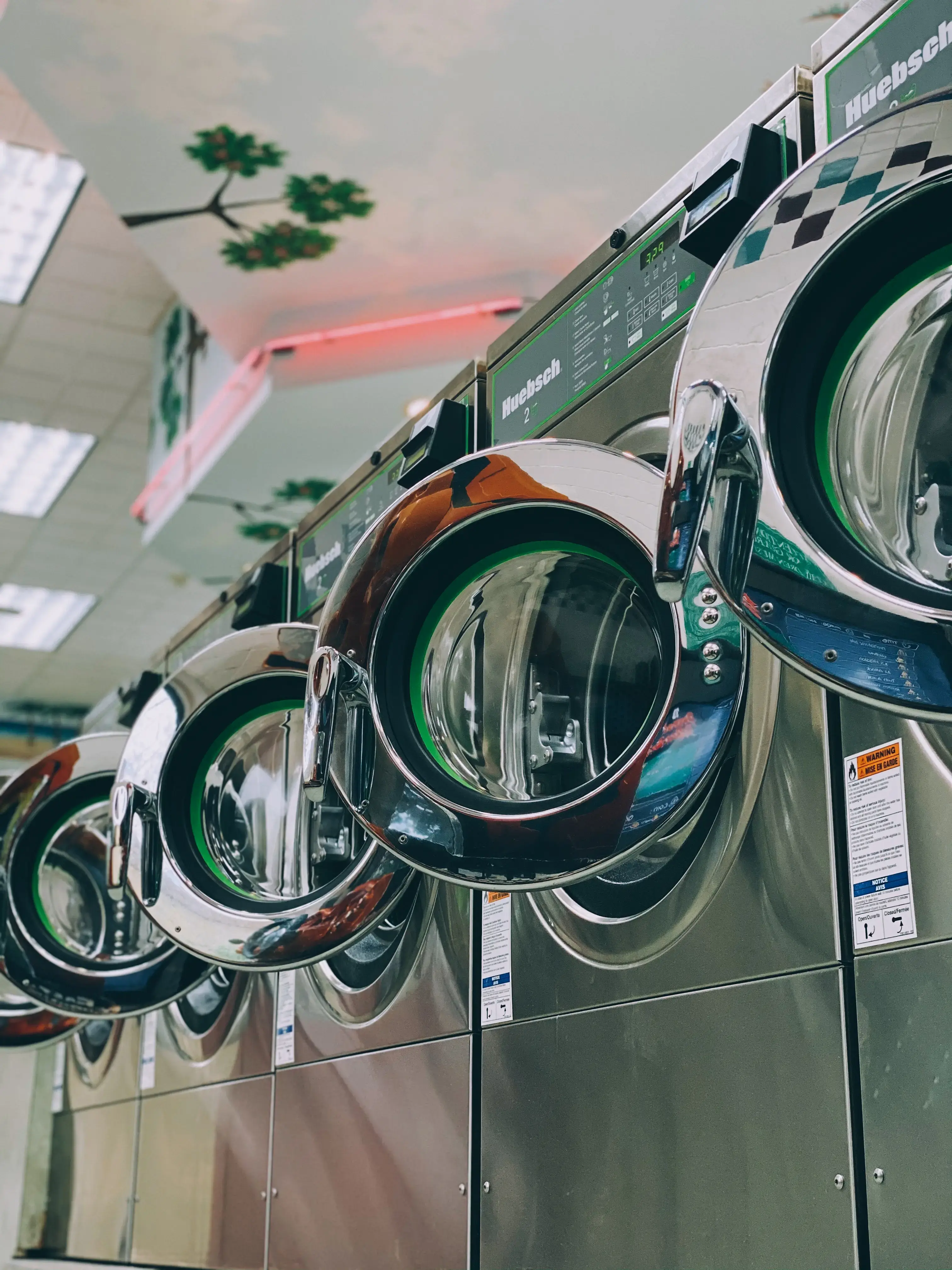 SuperWash Laundromat & Dry Cleaning - Image 5