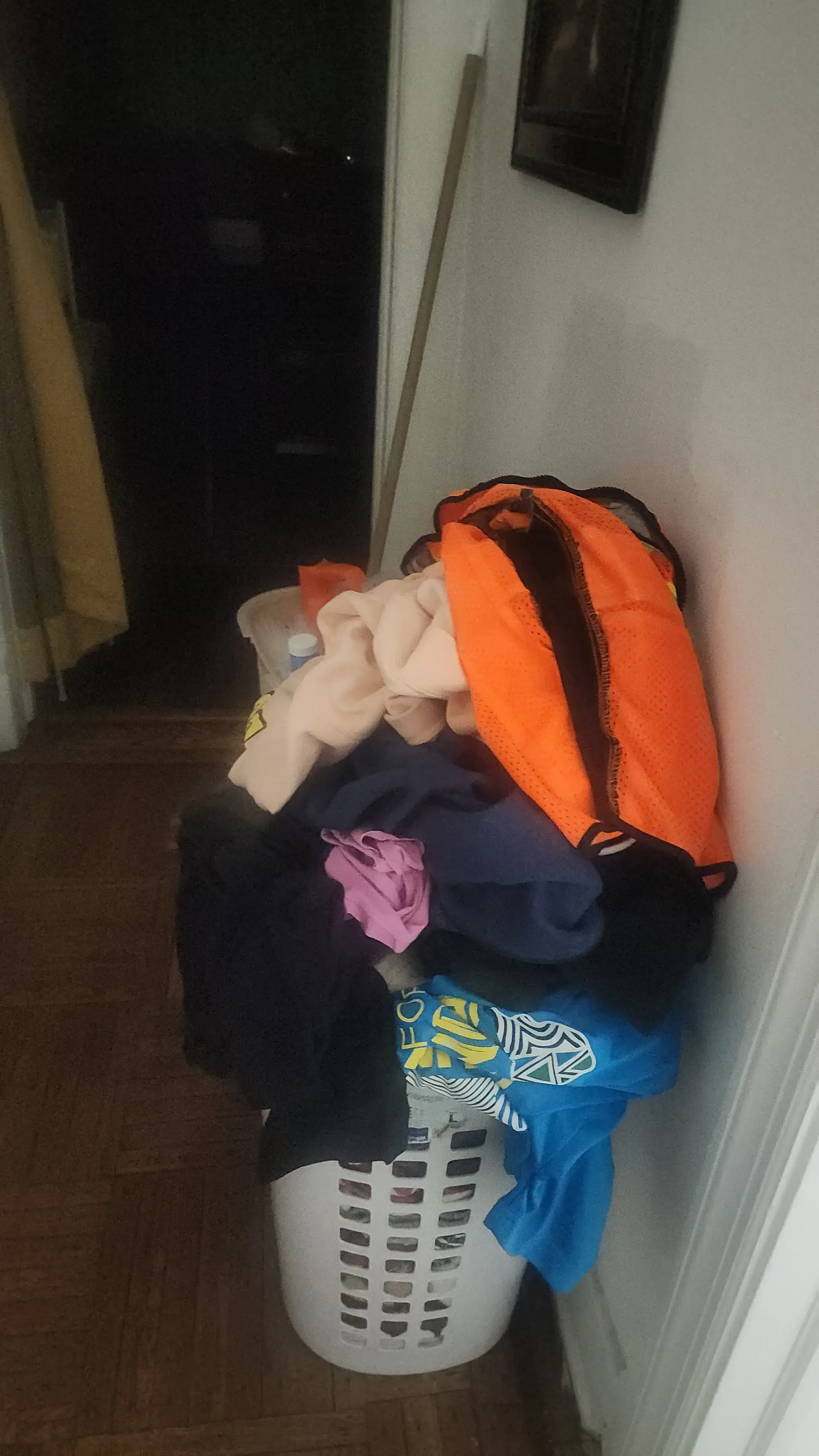 SuperWash Laundromat & Dry Cleaning - Image 17