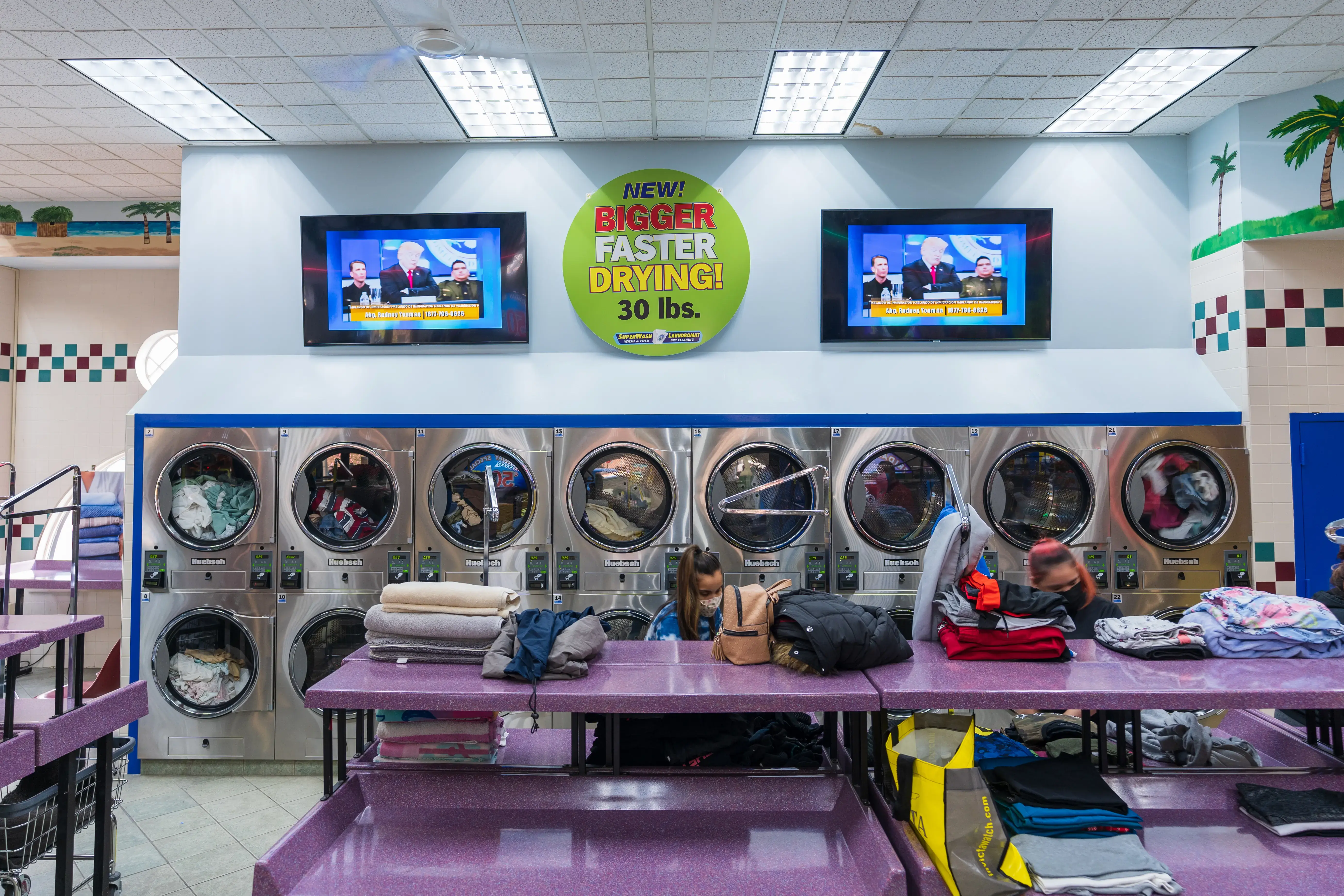 SuperWash Laundromat & Dry Cleaning thumbnail 19
