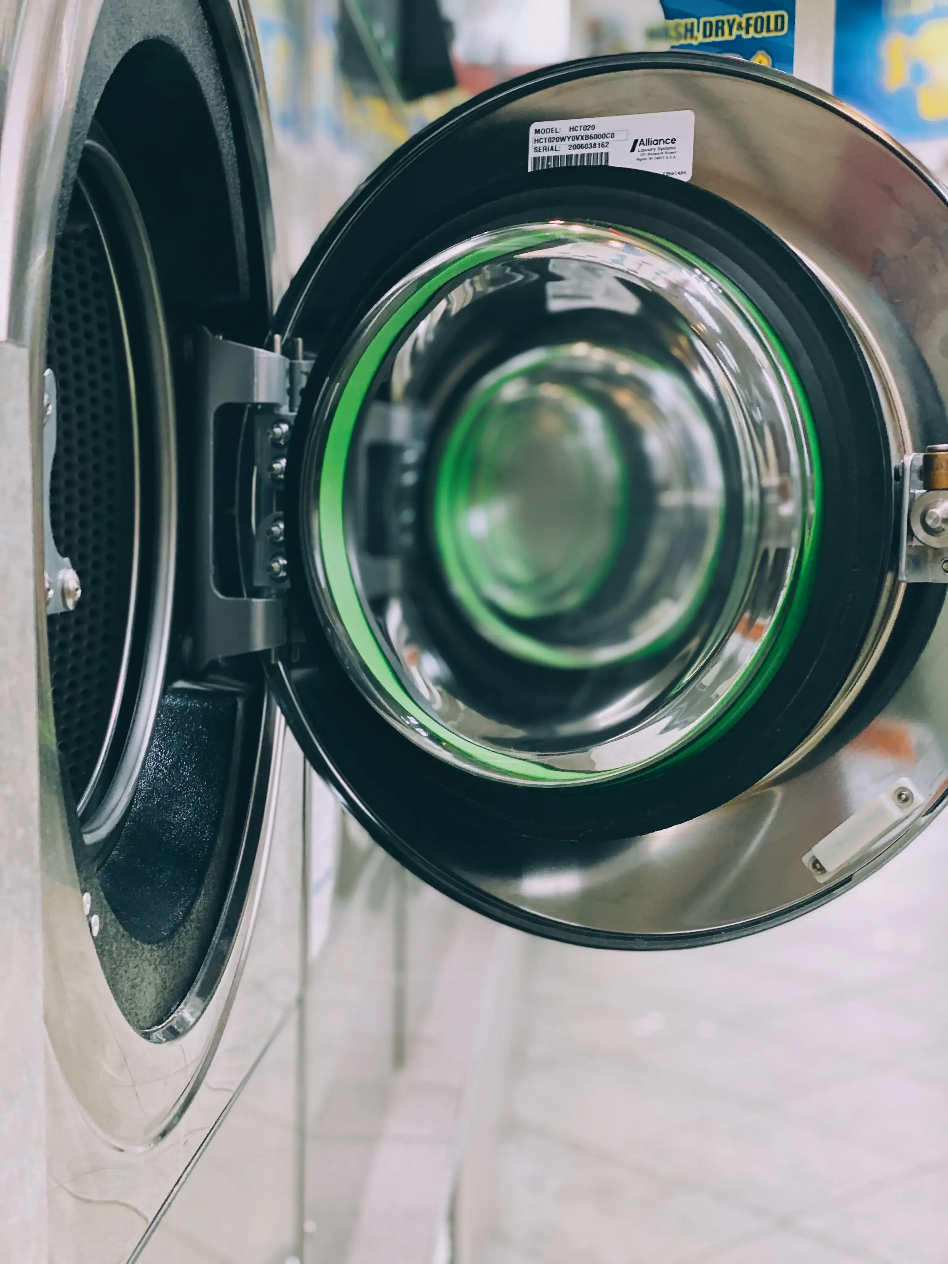 SuperWash Laundromat & Dry Cleaning thumbnail 12