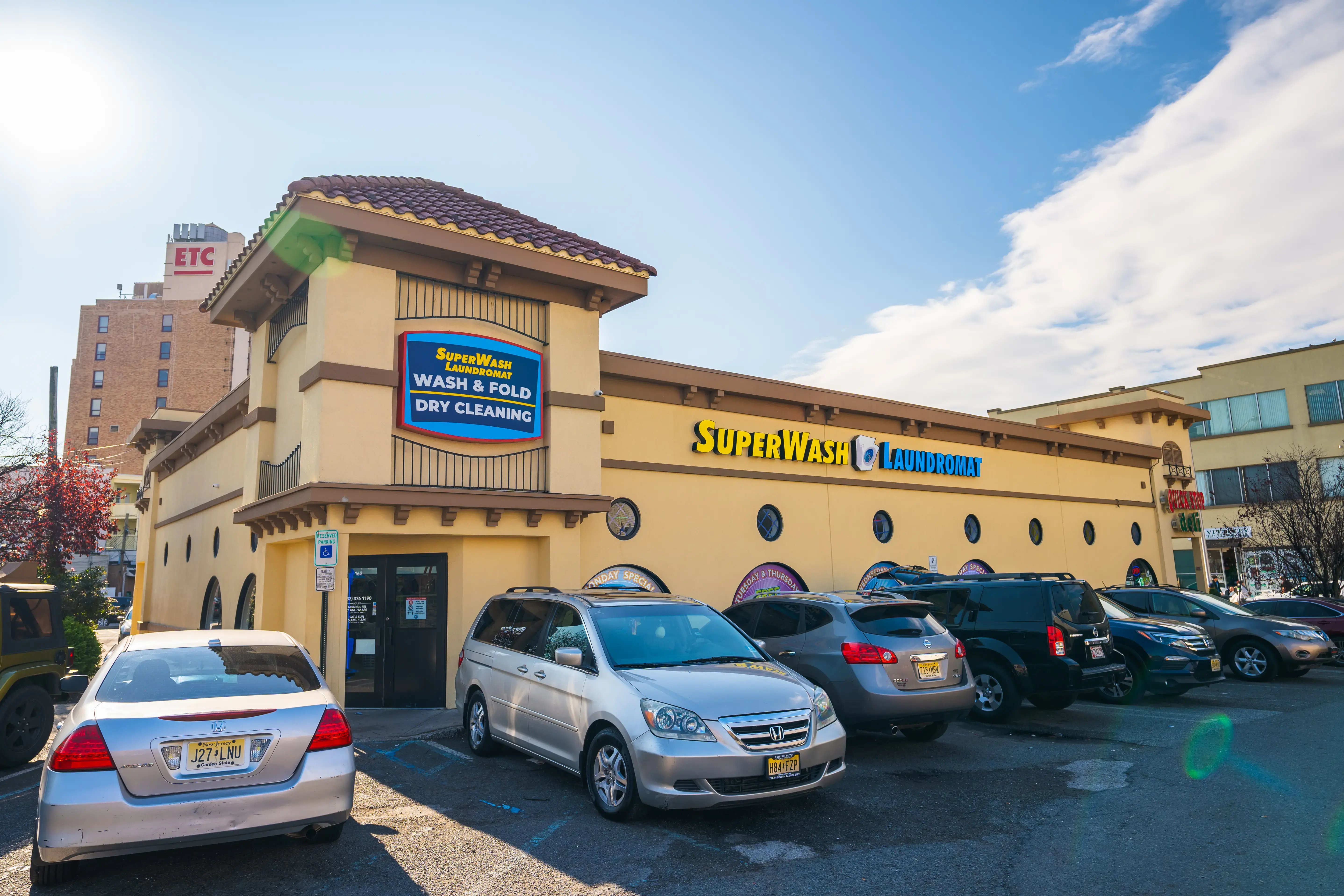 SuperWash Laundromat & Dry Cleaning - Image 6