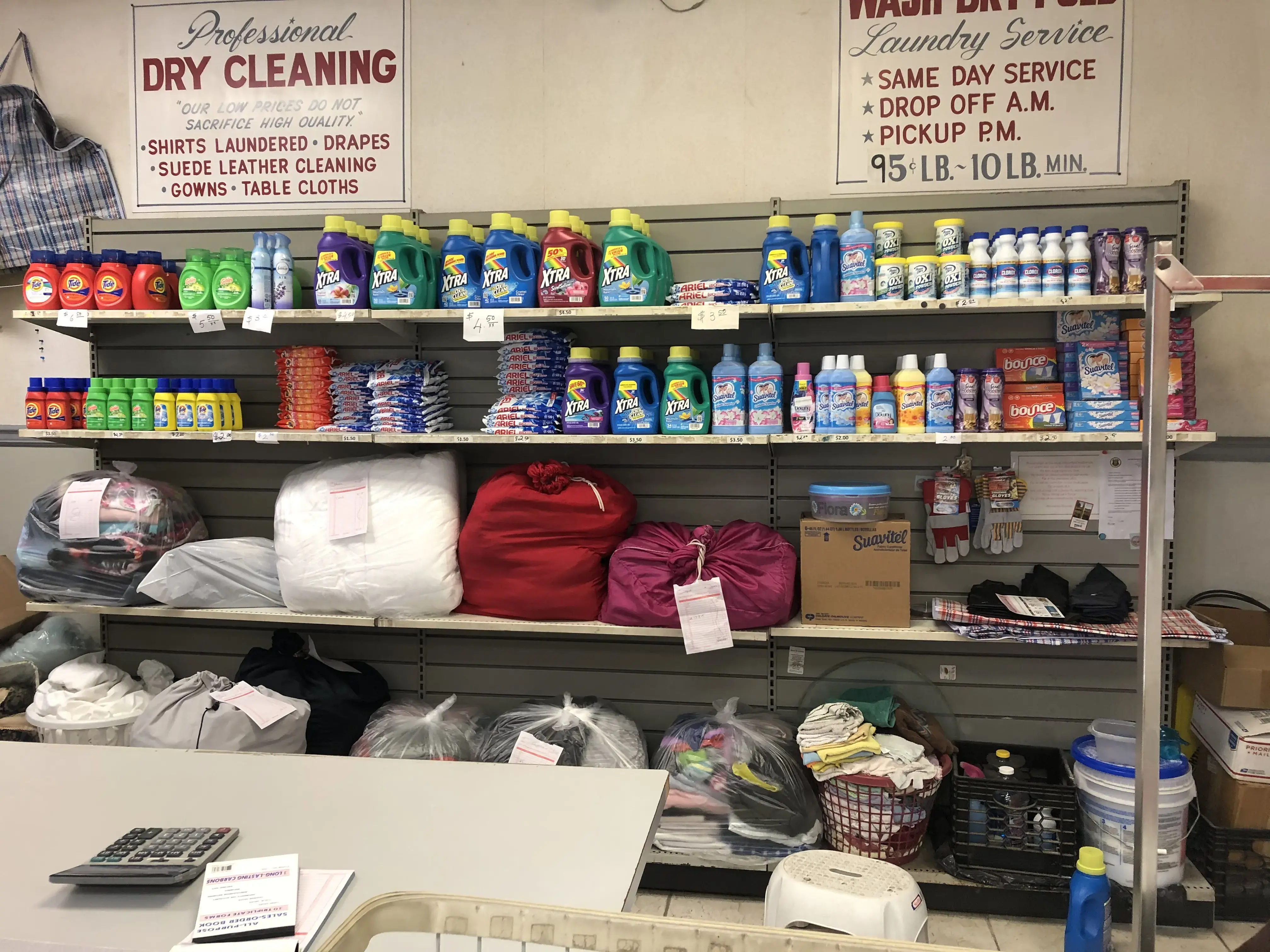 SuperWash Laundromat & Dry Cleaning thumbnail 9