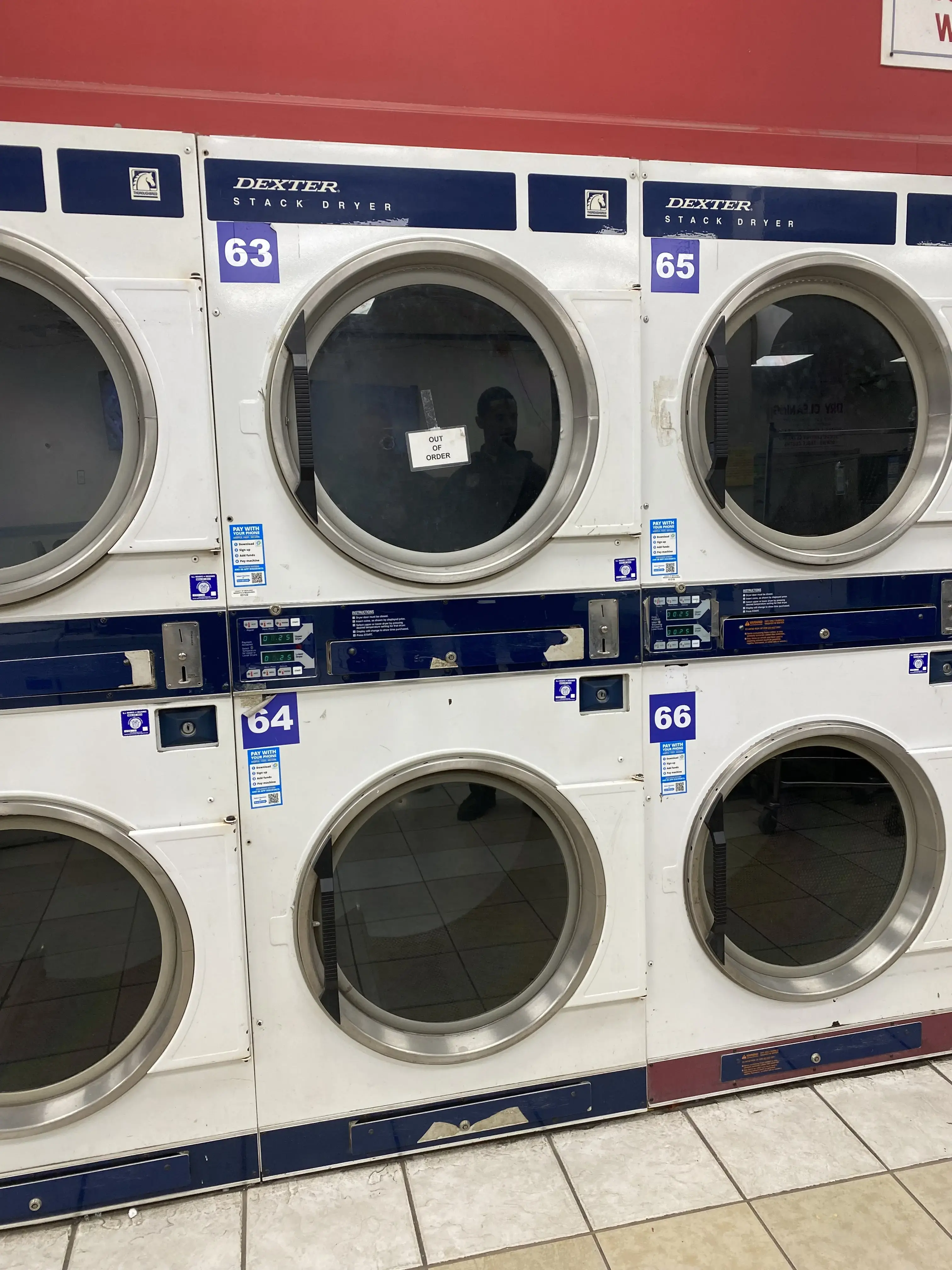 SuperWash Laundromat & Dry Cleaning thumbnail 20