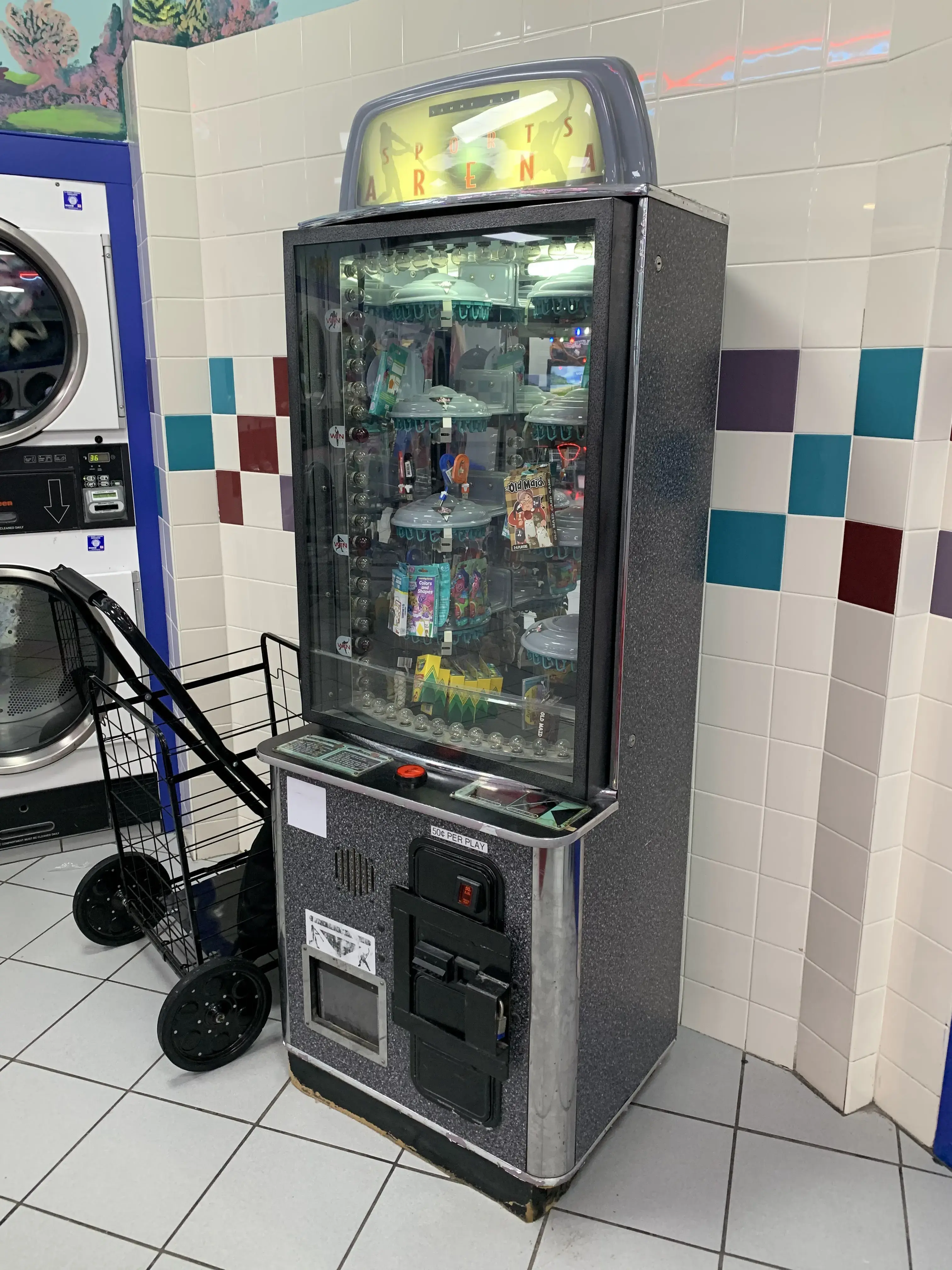 SuperWash Laundromat & Dry Cleaning - Image 18
