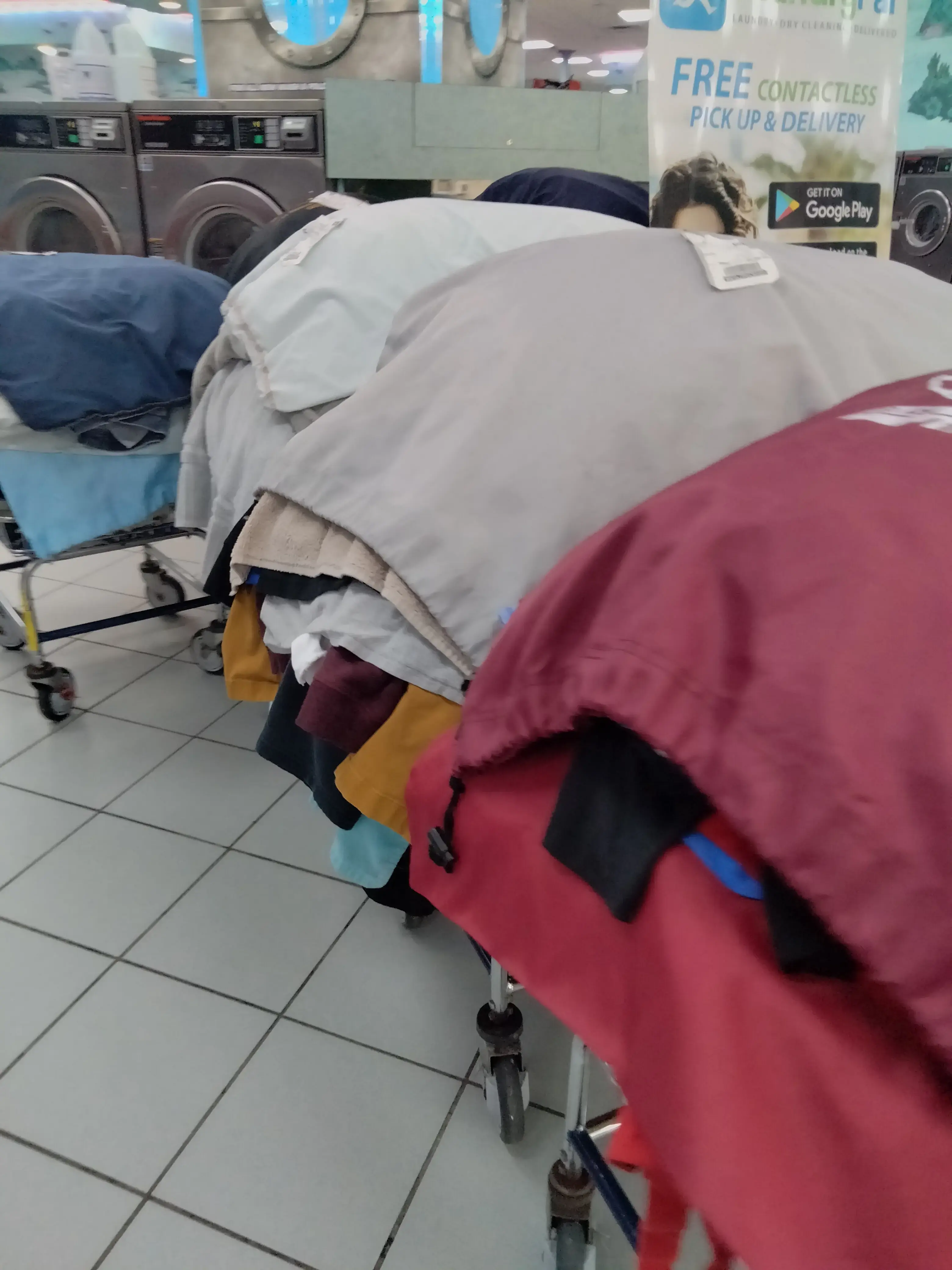 SuperWash Laundromat & Dry Cleaning - Image 10