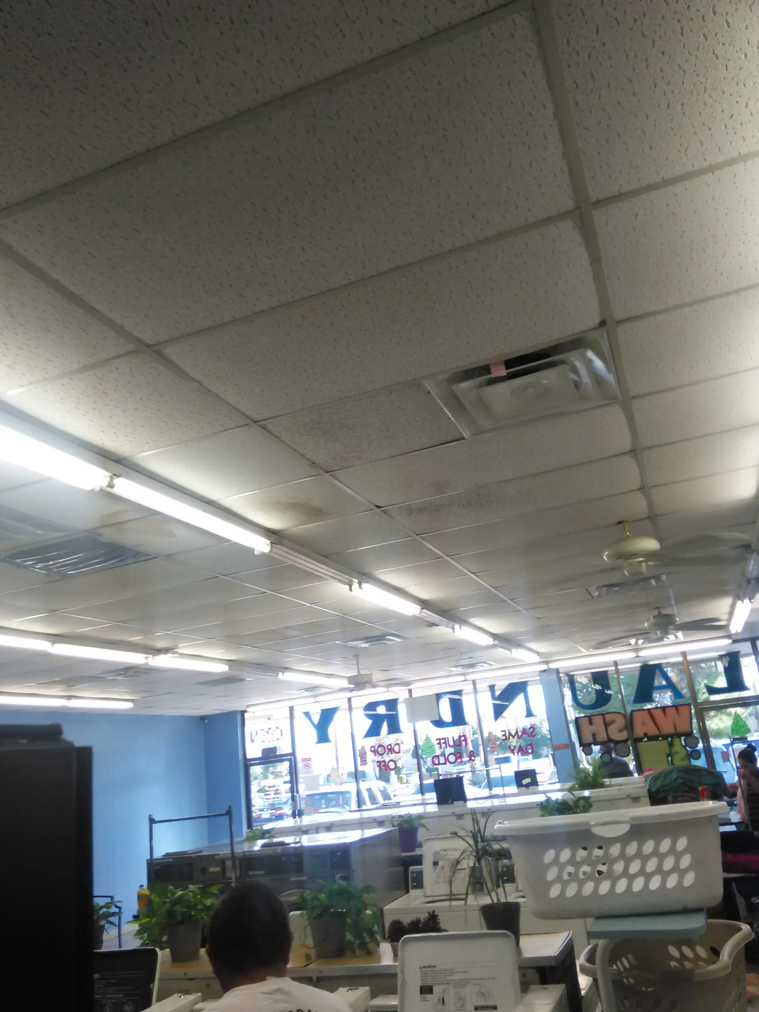 Superwash Laundromat thumbnail 20