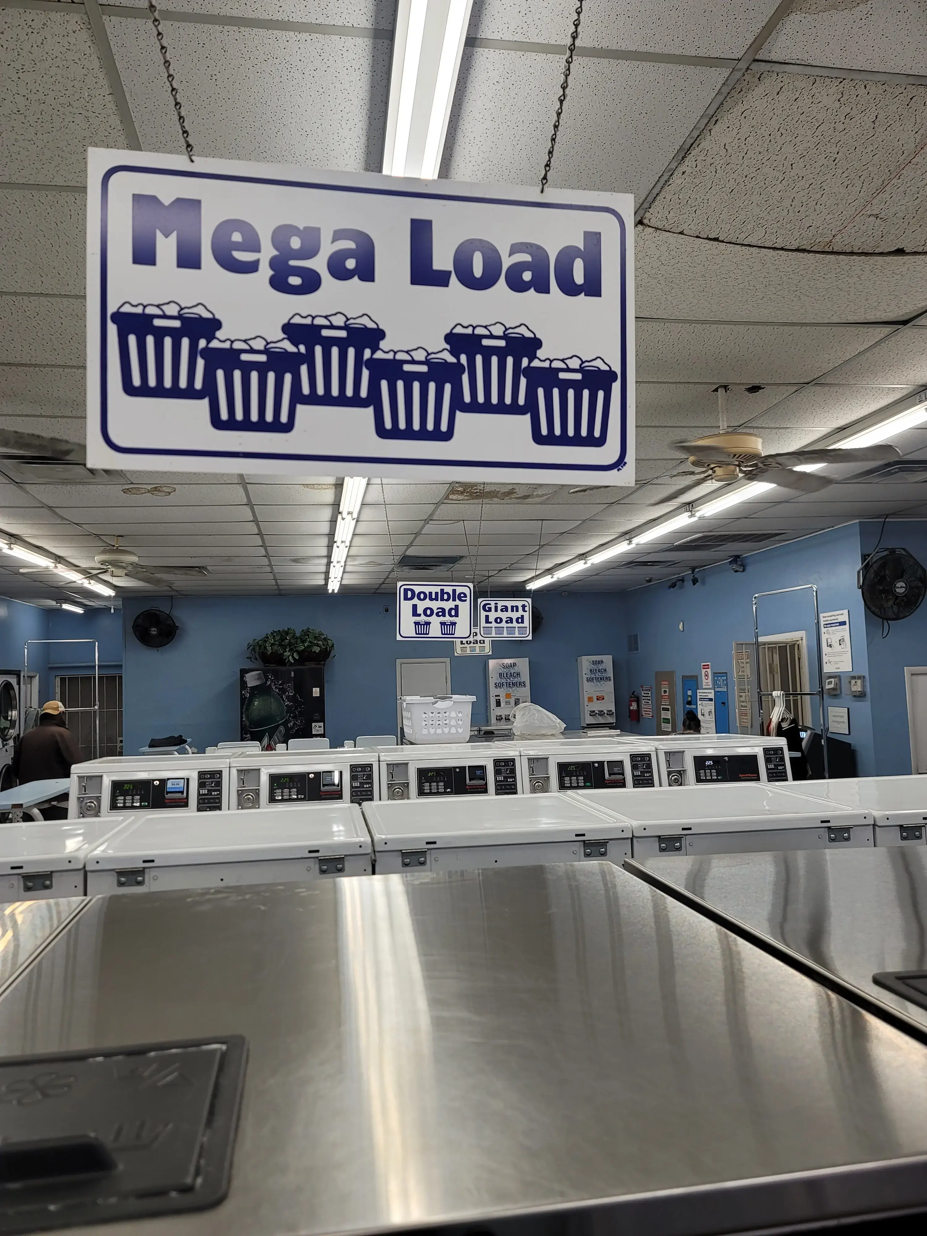 Superwash Laundromat - Image 12