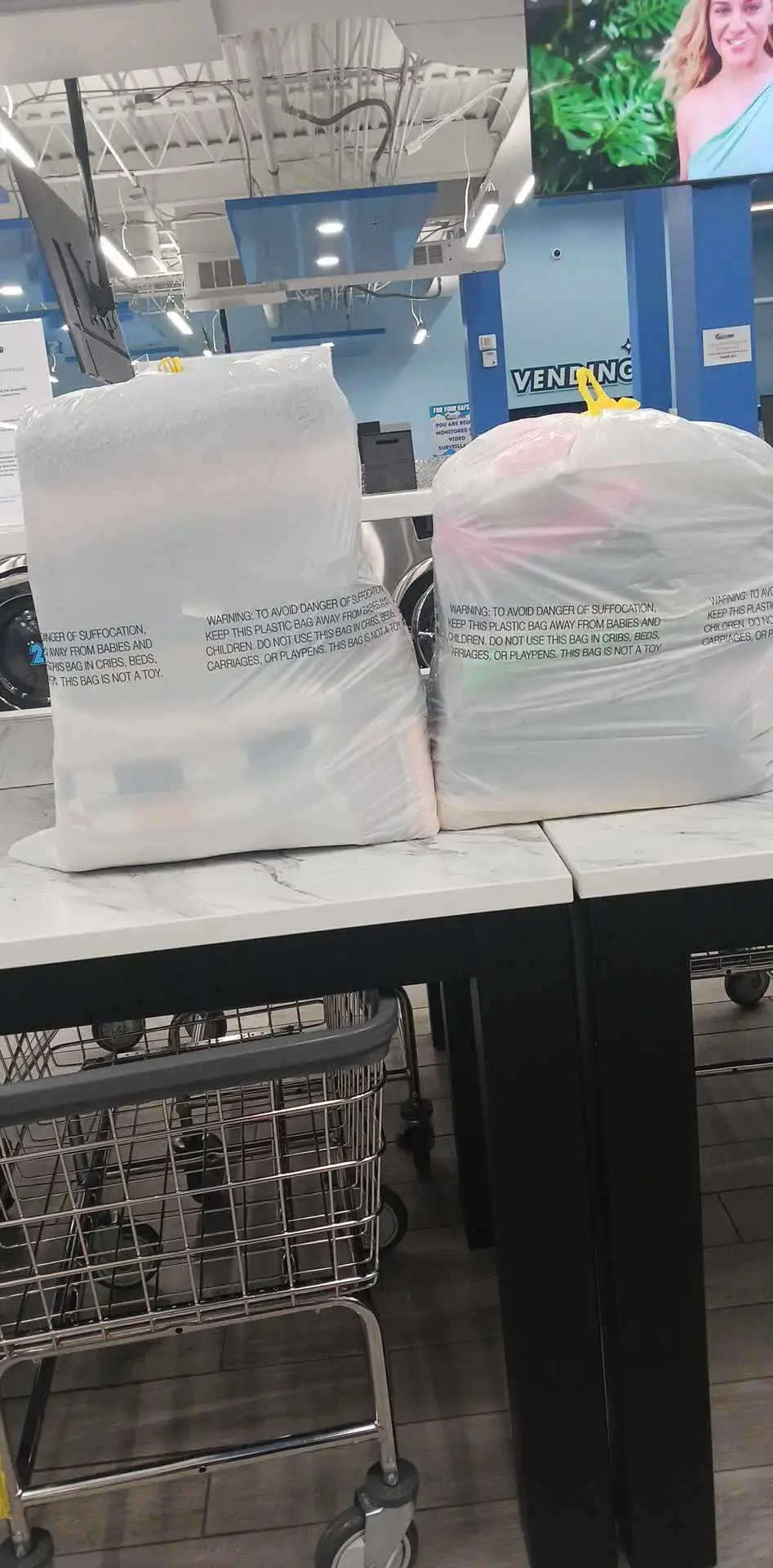 Supreme Clean Laundromat - Image 13