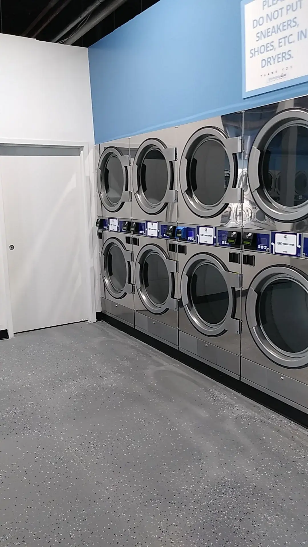 Supreme Clean Laundromat - Image 19
