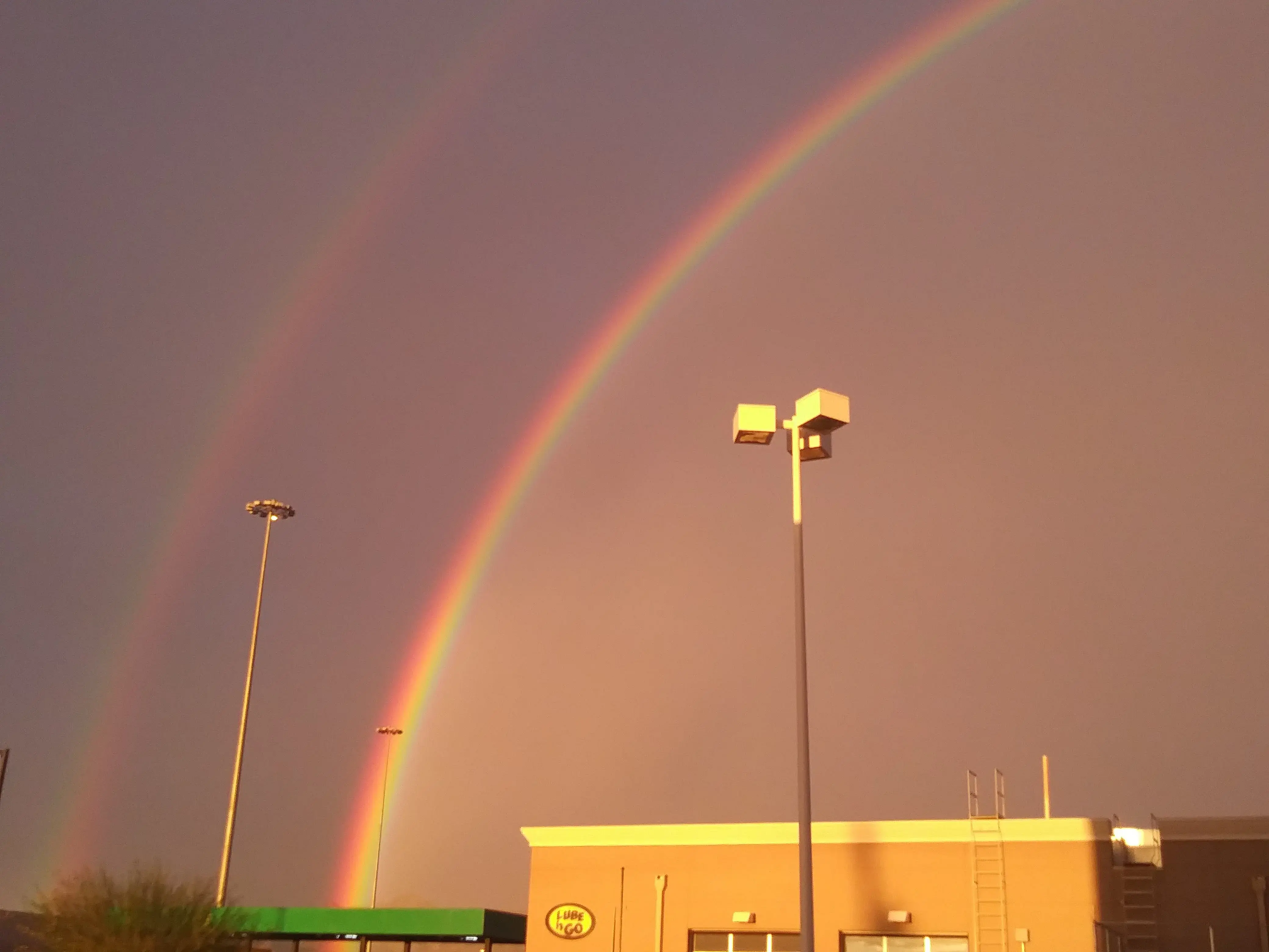 Supreme Laundromat & Cleaners thumbnail 10