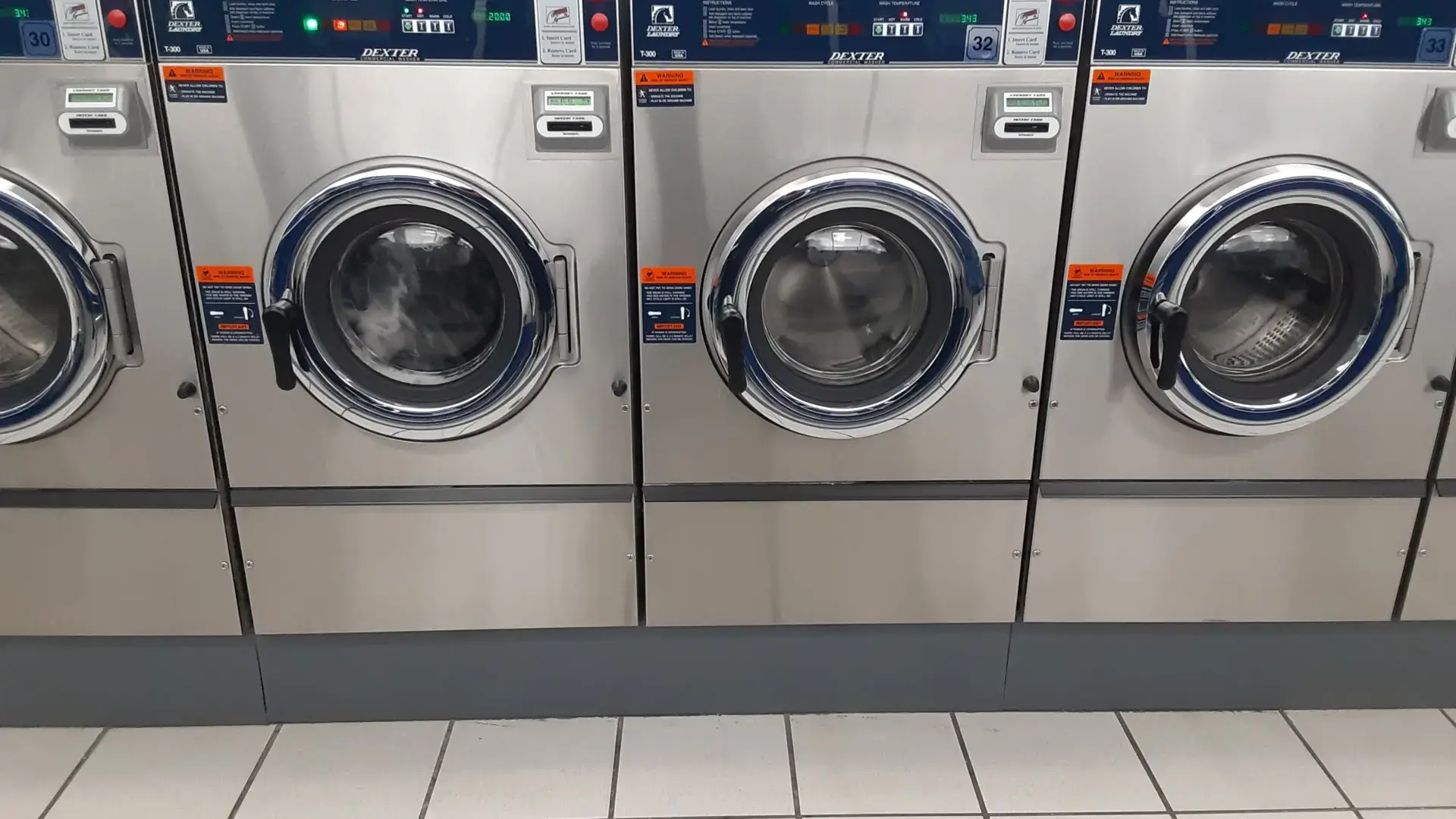 Supreme Laundromat & Cleaners thumbnail 3