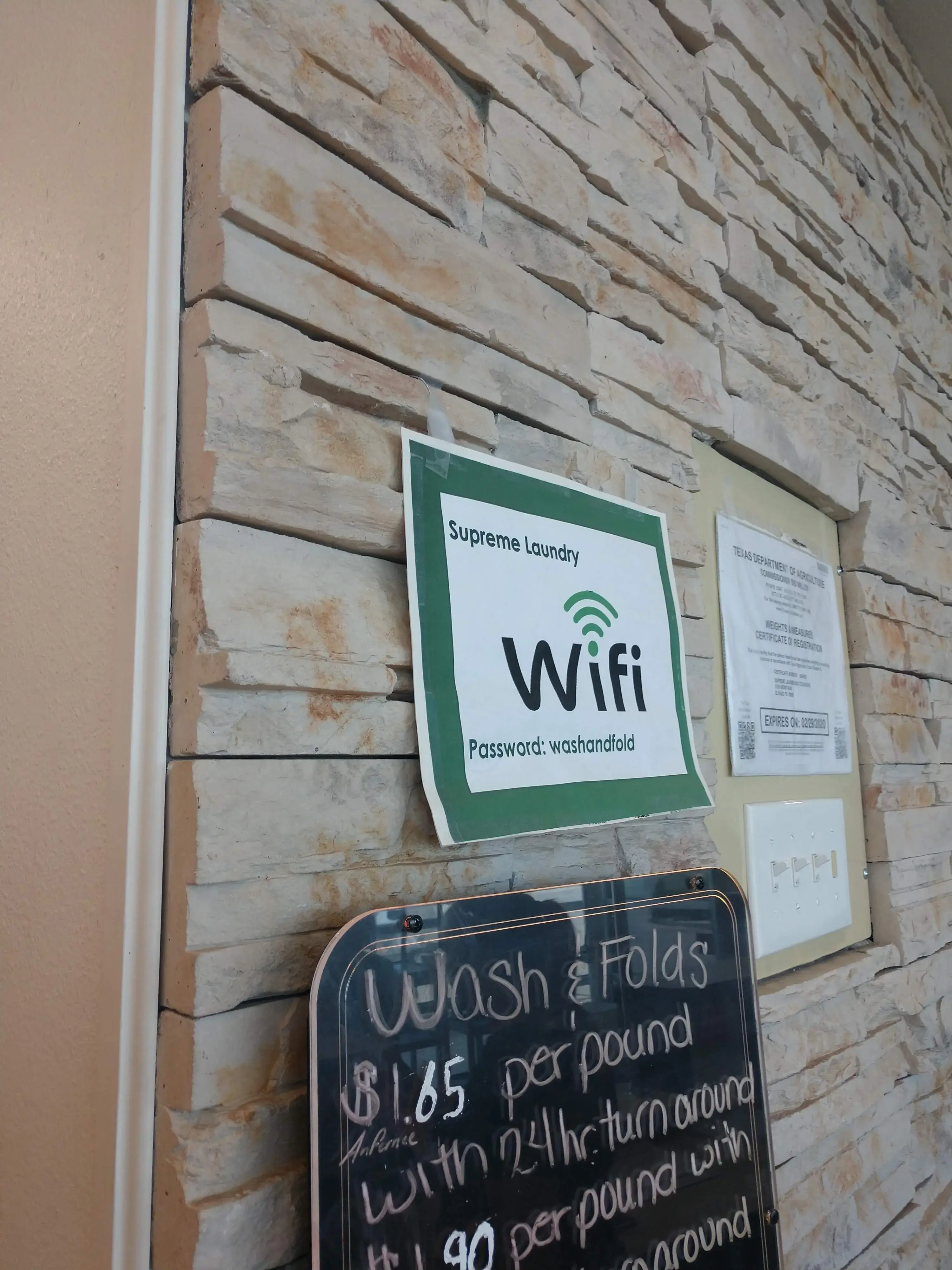 Supreme Laundromat & Cleaners thumbnail 11