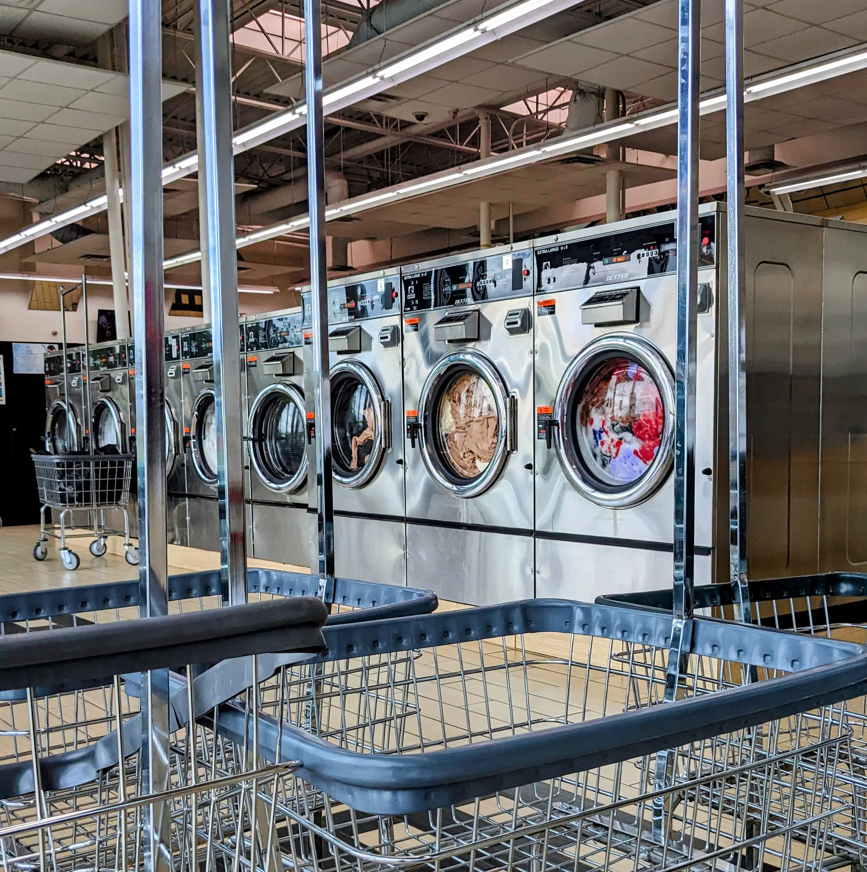 Supreme Laundromat & Cleaners location