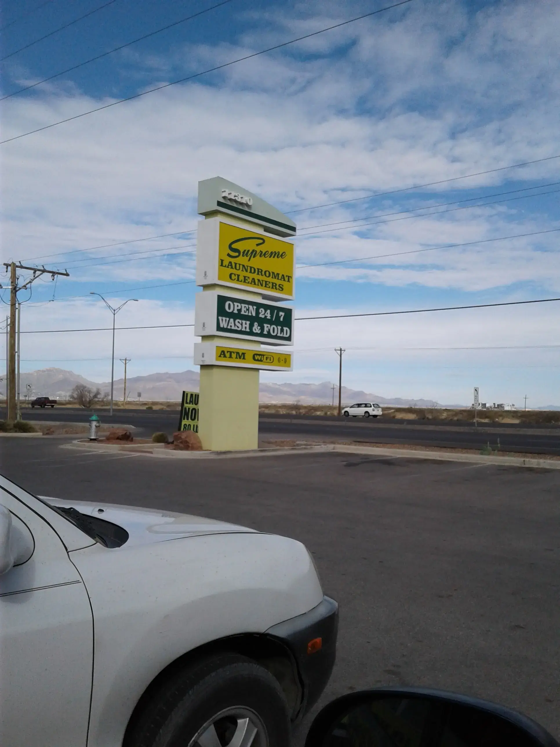 Supreme Laundromat & Cleaners thumbnail 3