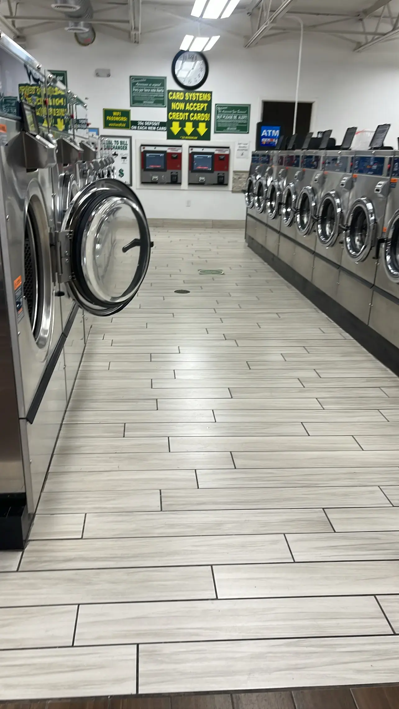 Supreme Laundromat & Cleaners - Image 18
