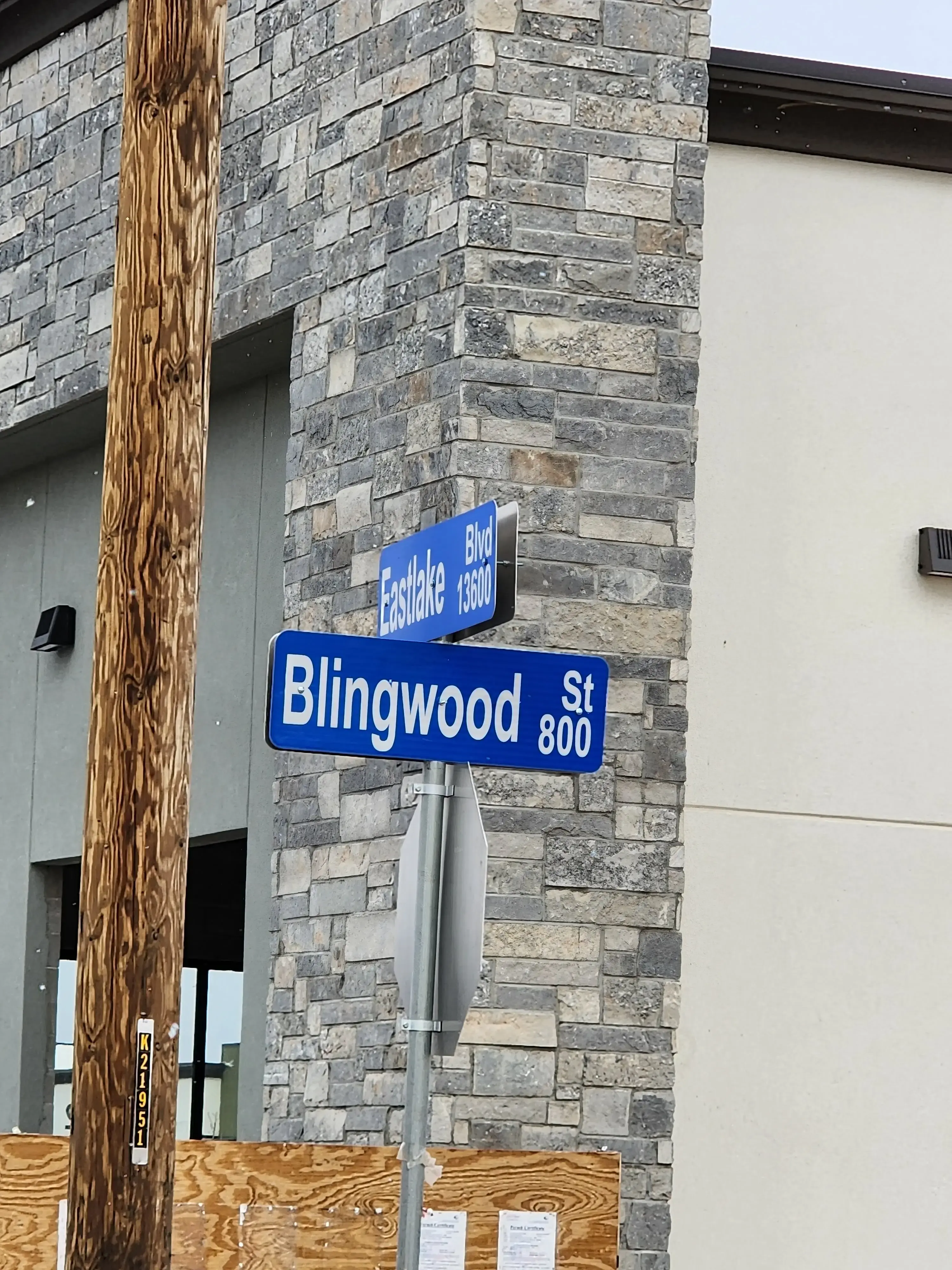 Supreme Laundromat & Cleaners thumbnail 11