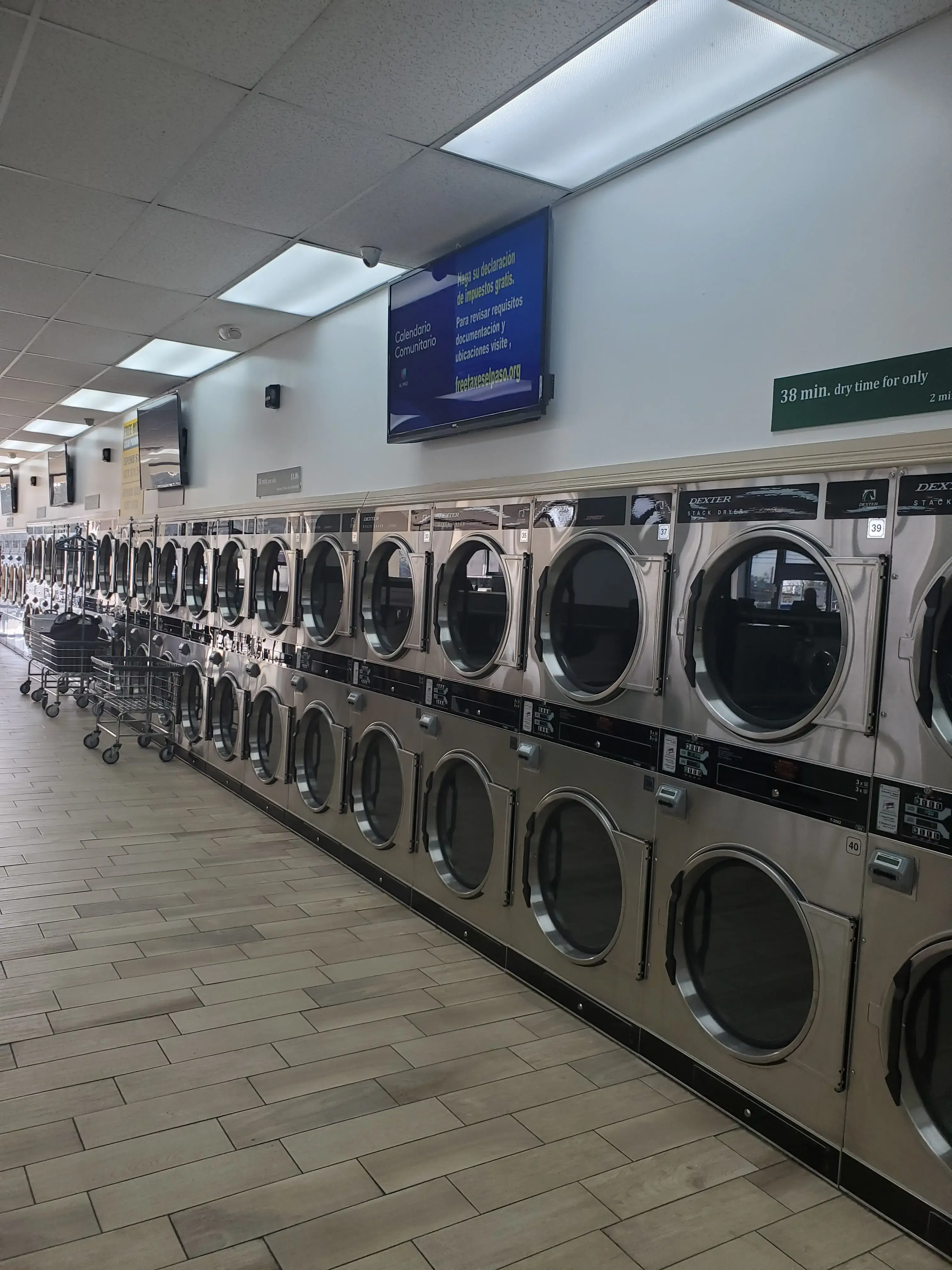 Supreme Laundromat - Image 13