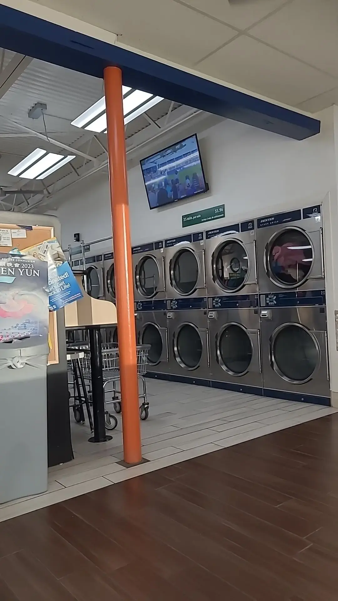Supreme Laundromat thumbnail 12