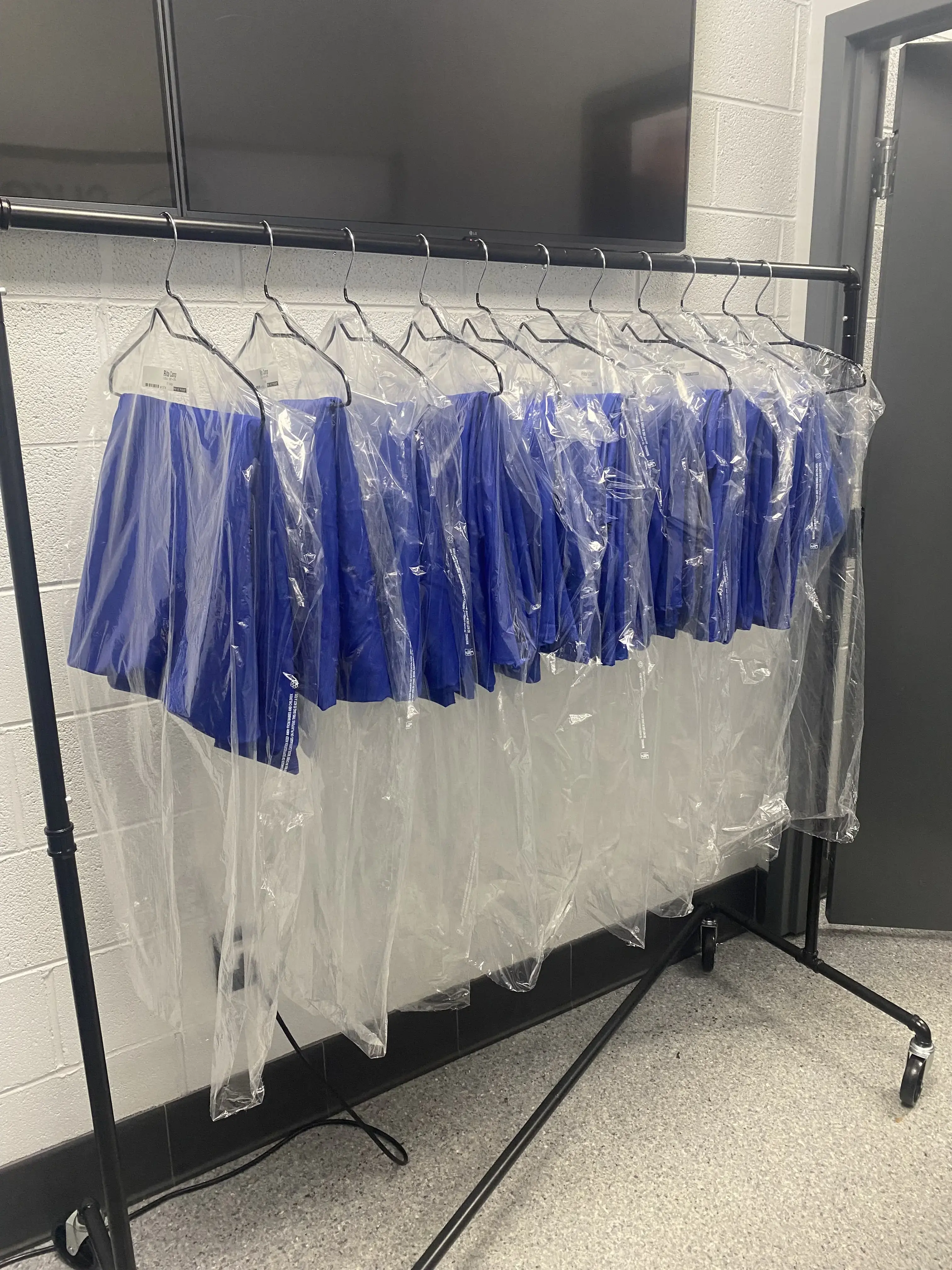 Sure Clean Laundries - Image 7